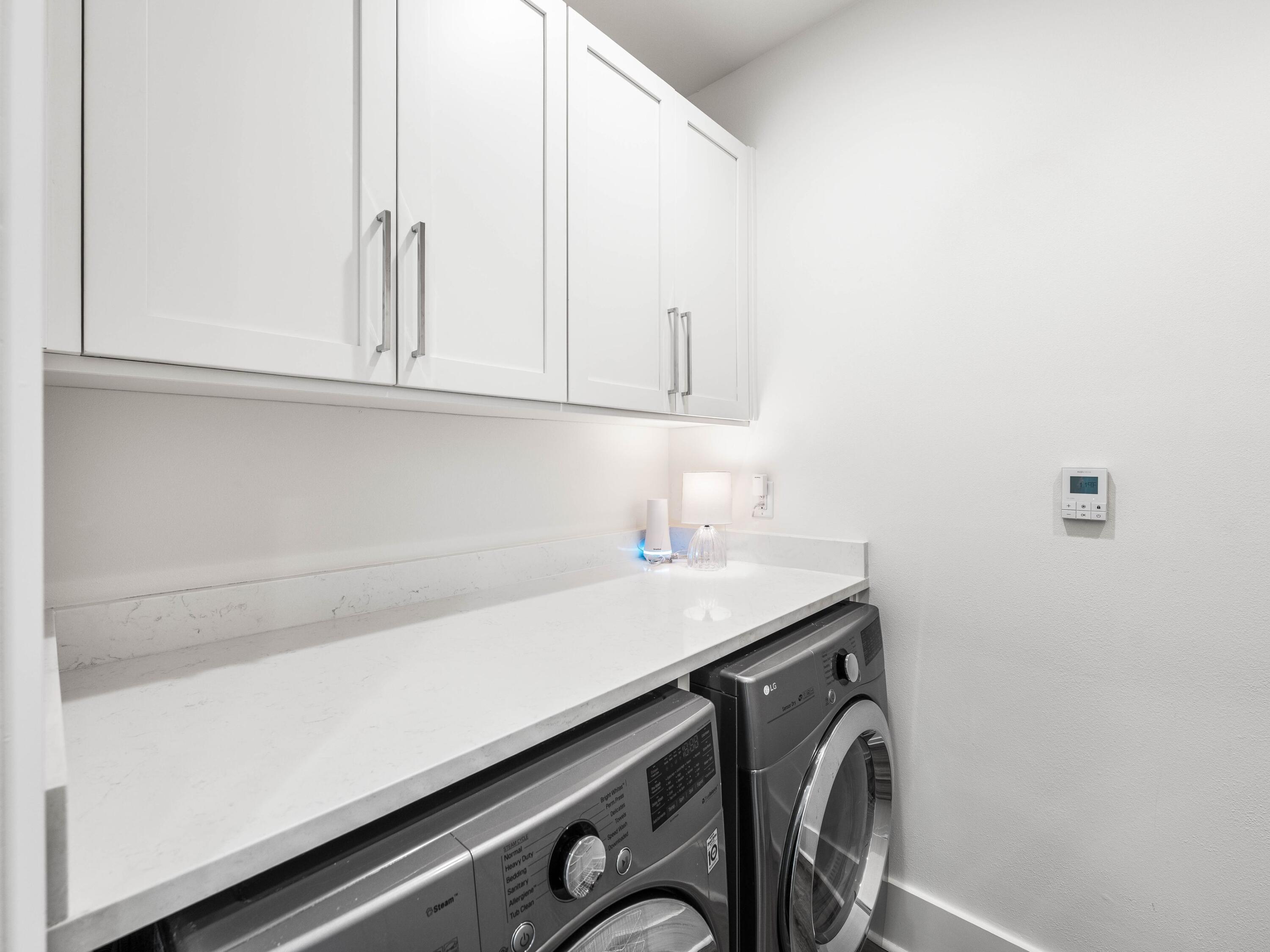 TREETOP VILLAGE - Residential