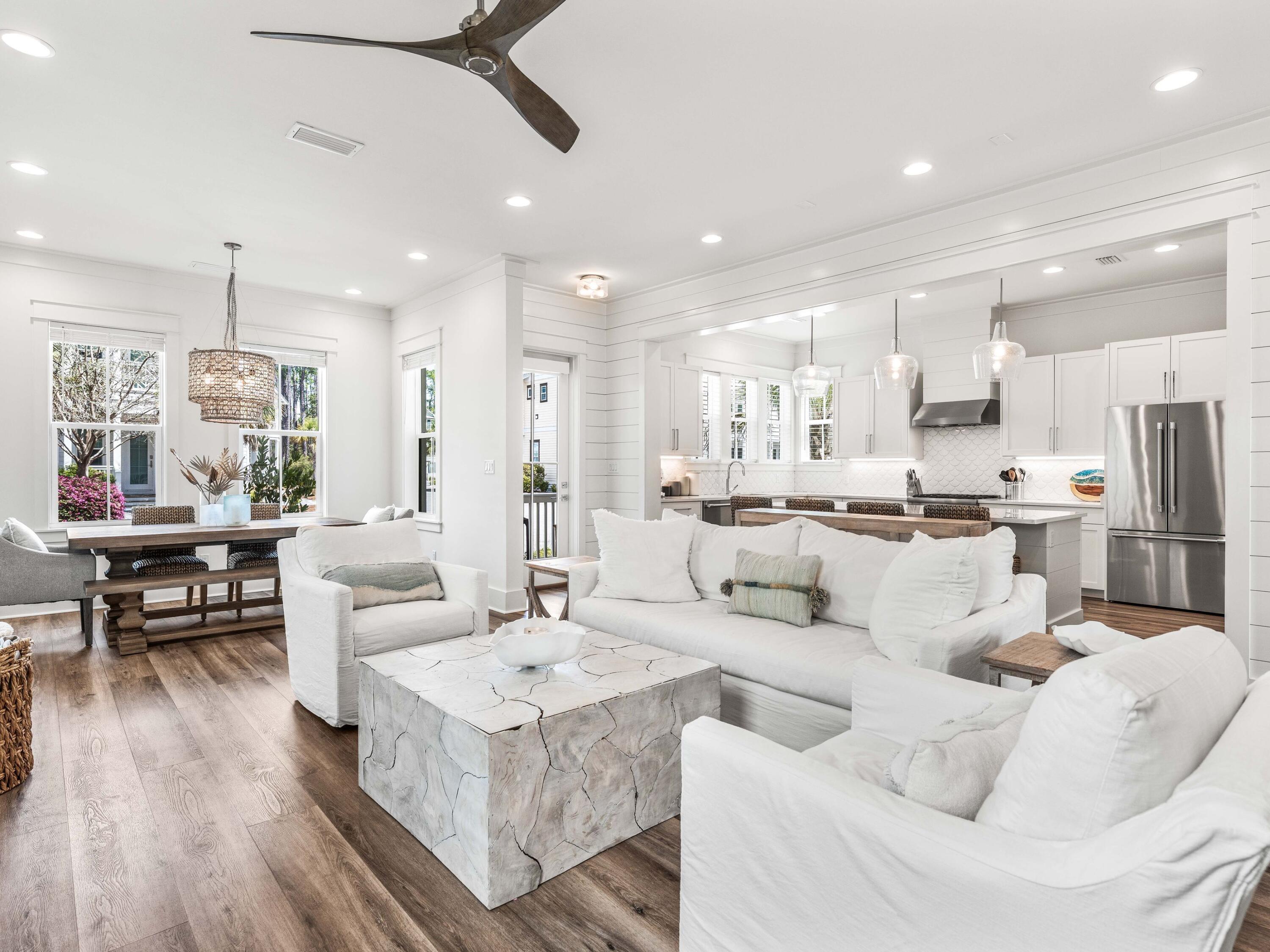 TREETOP VILLAGE - Residential