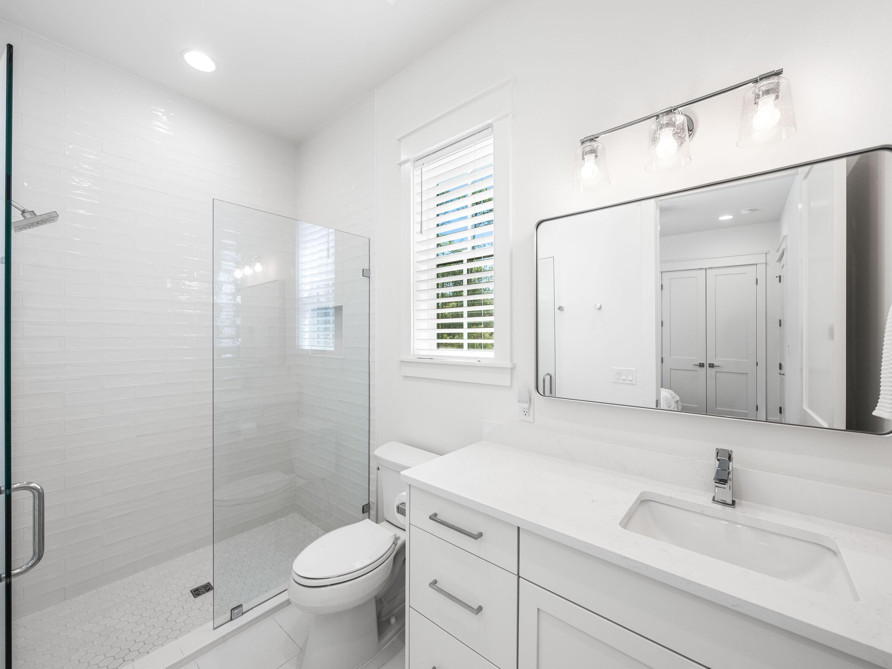 TREETOP VILLAGE - Residential