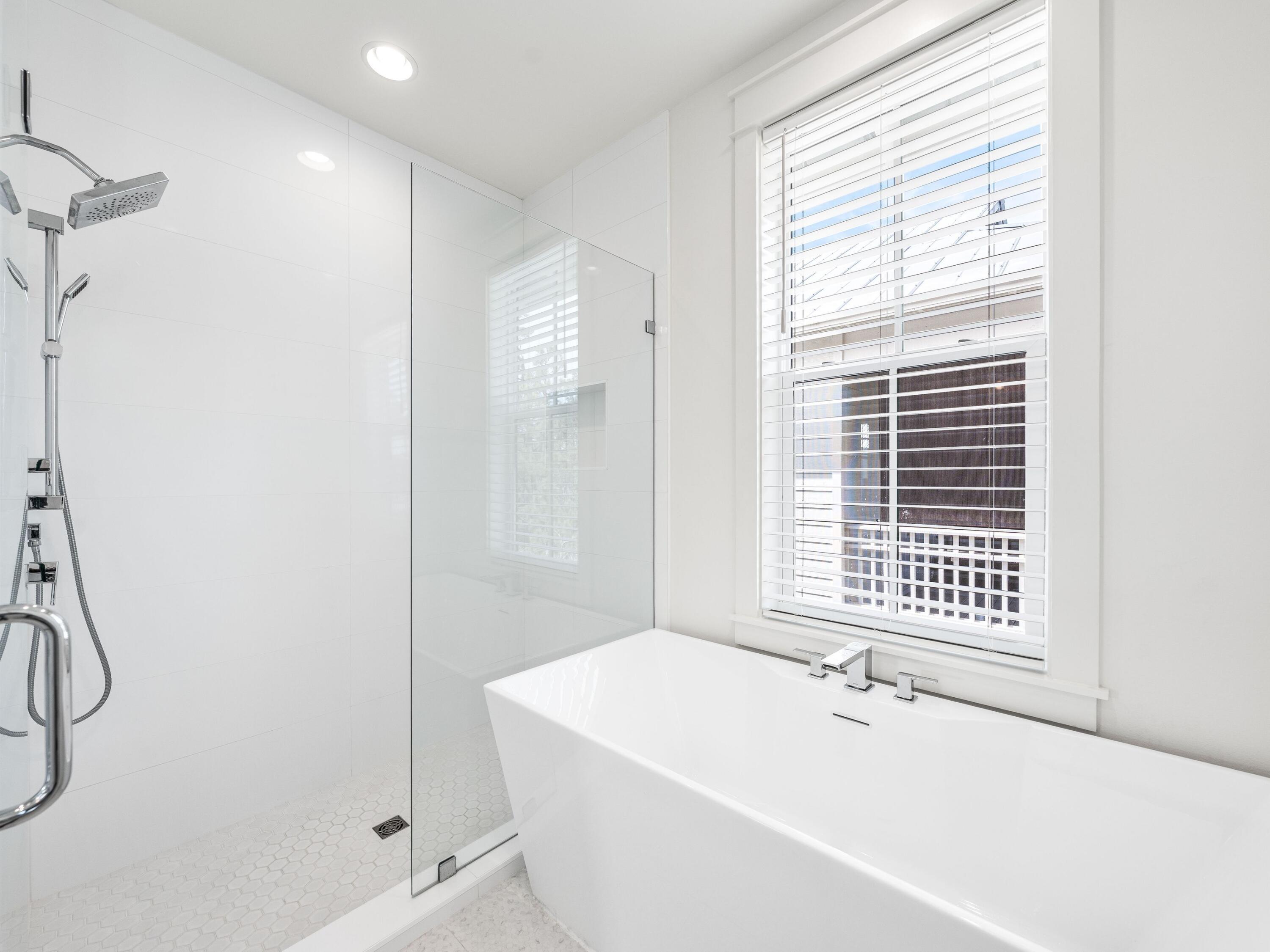 TREETOP VILLAGE - Residential