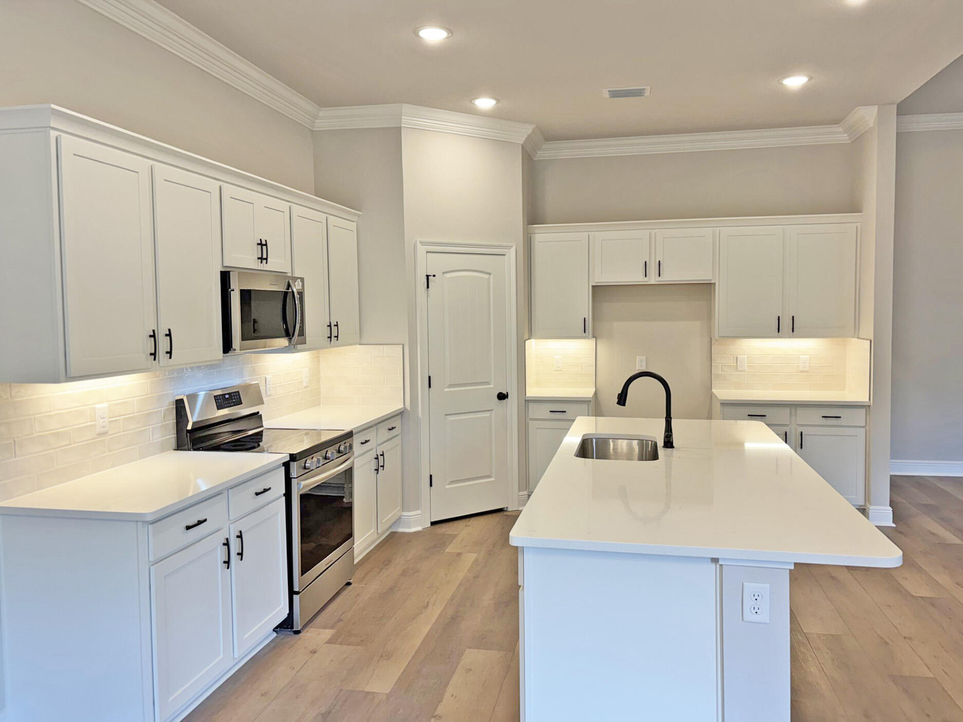 HOUSTON PLACE - Residential