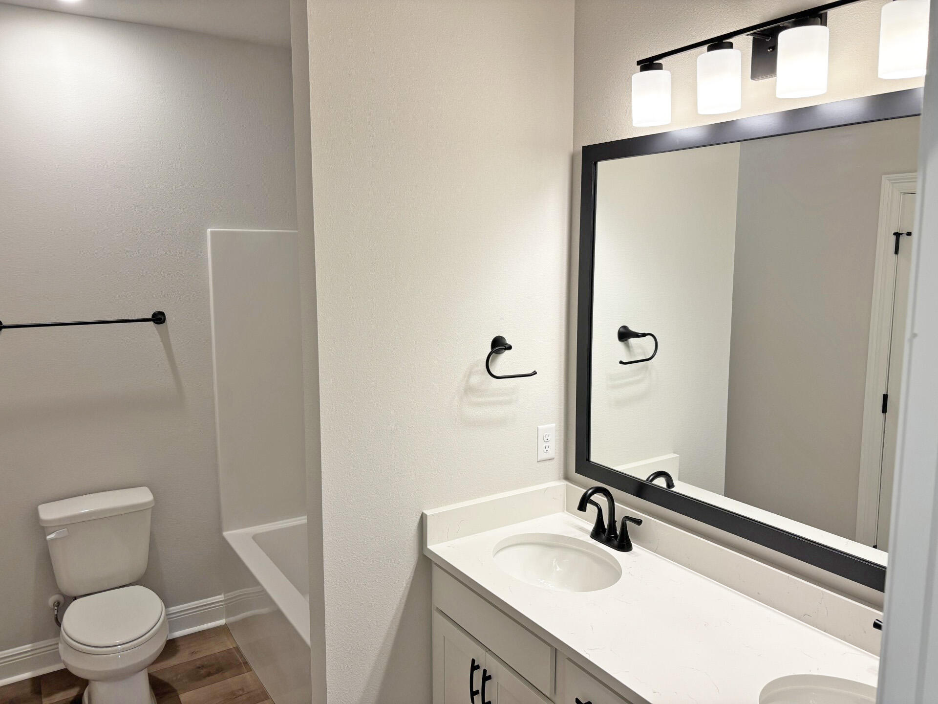 HOUSTON PLACE - Residential