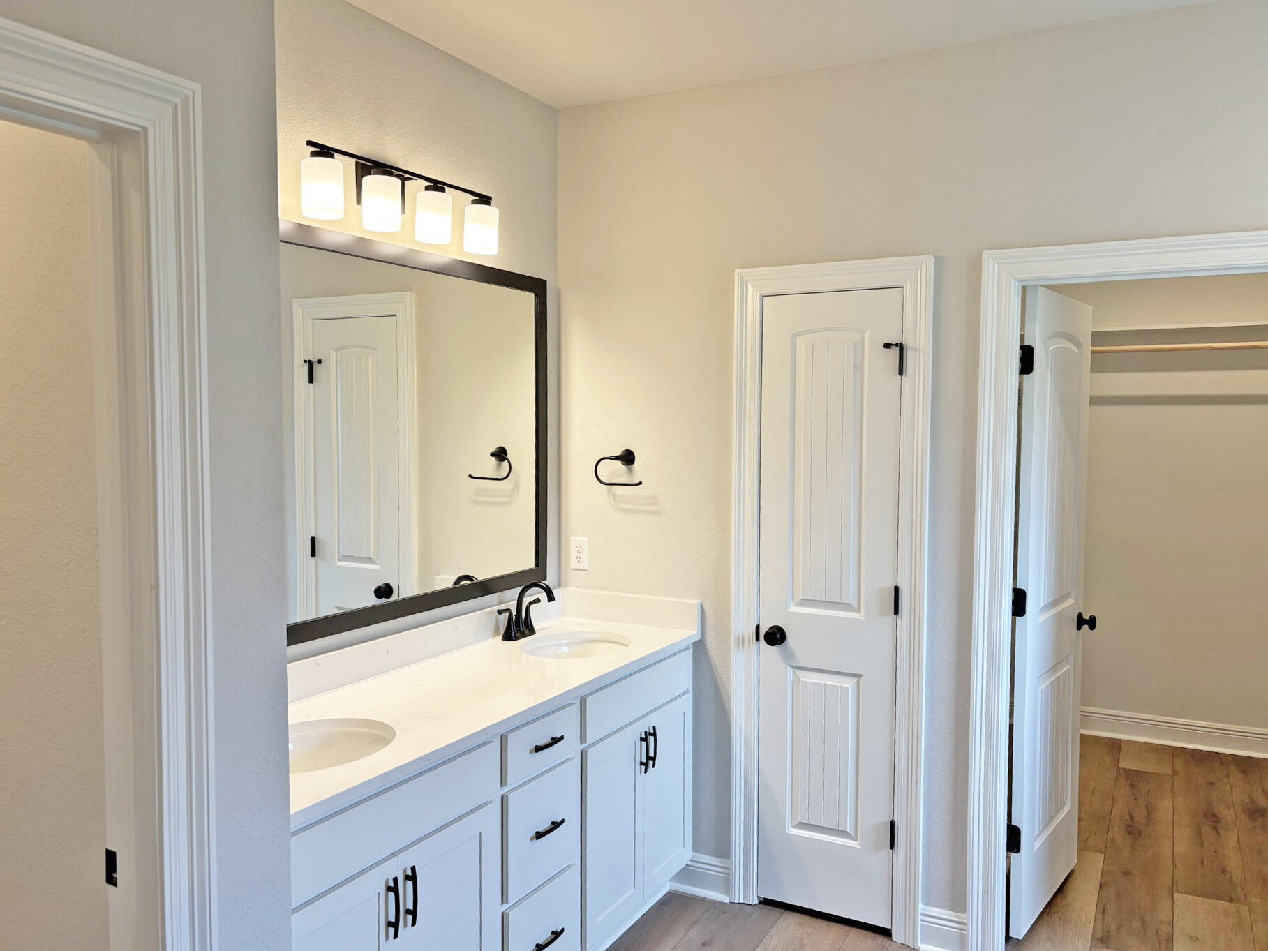 HOUSTON PLACE - Residential