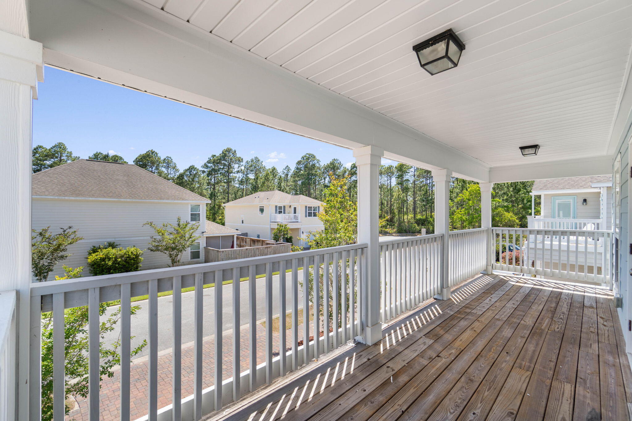 TRANQUILITY BY THE BAY - Residential