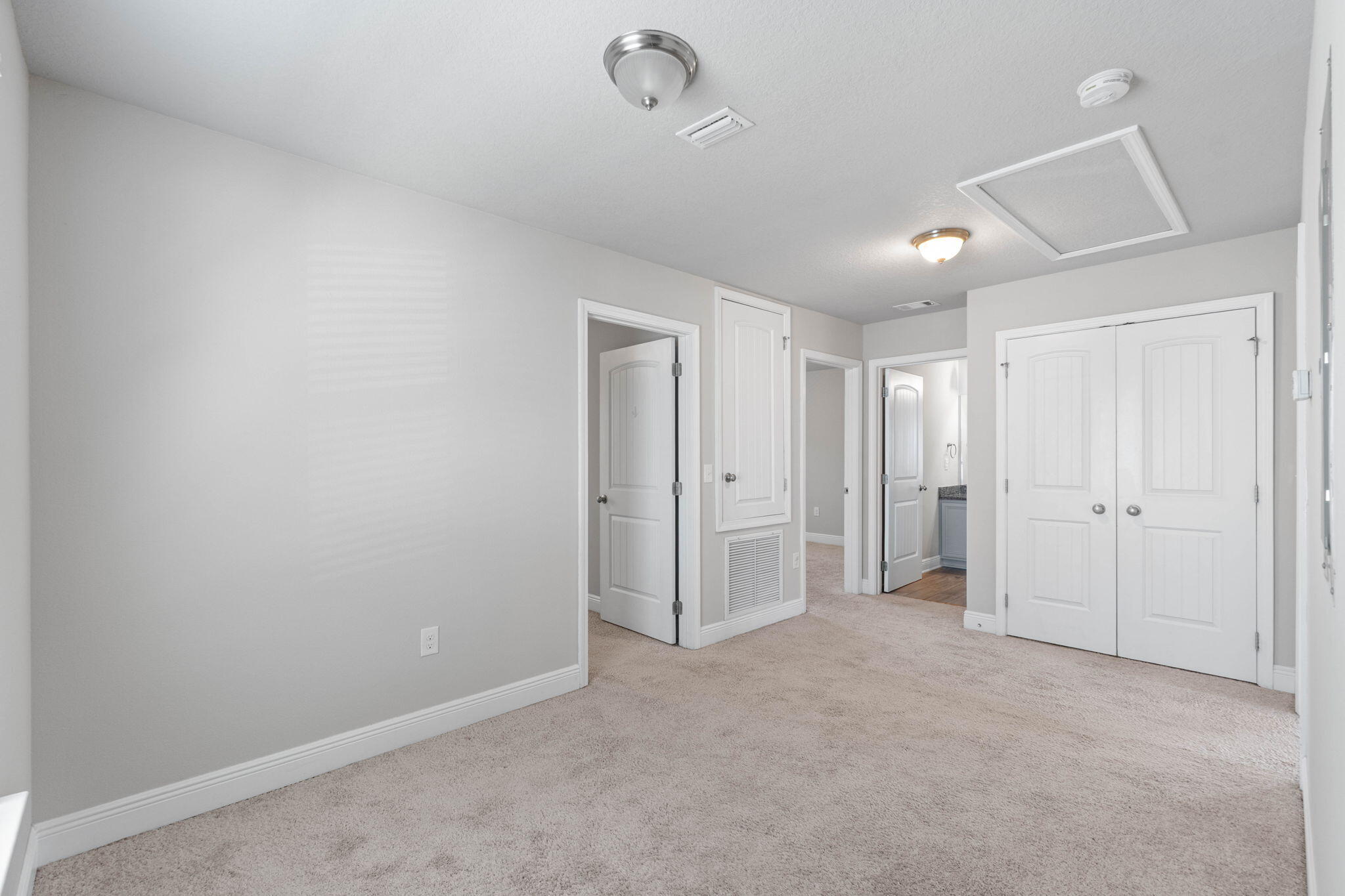 TRANQUILITY BY THE BAY - Residential