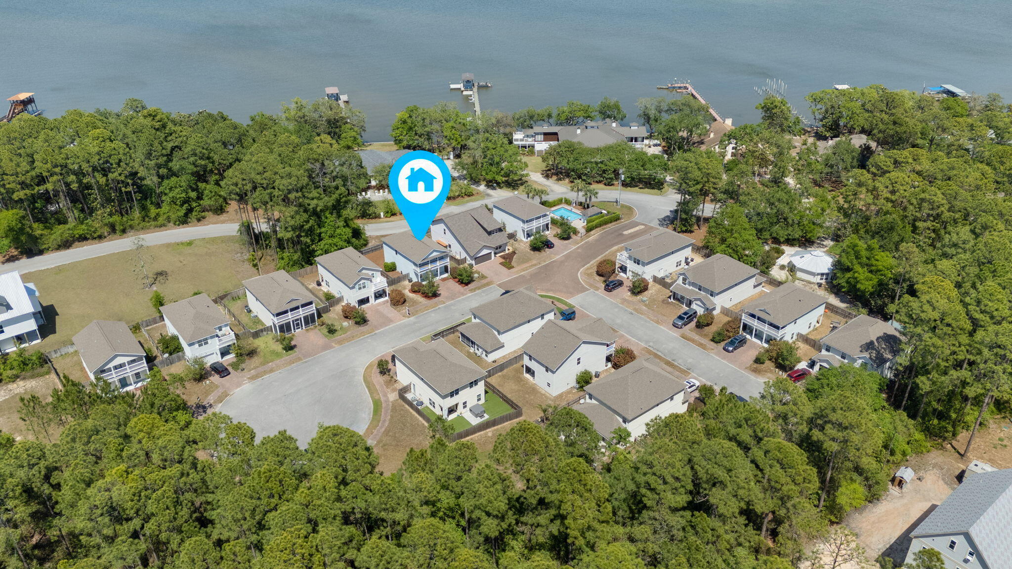 TRANQUILITY BY THE BAY - Residential