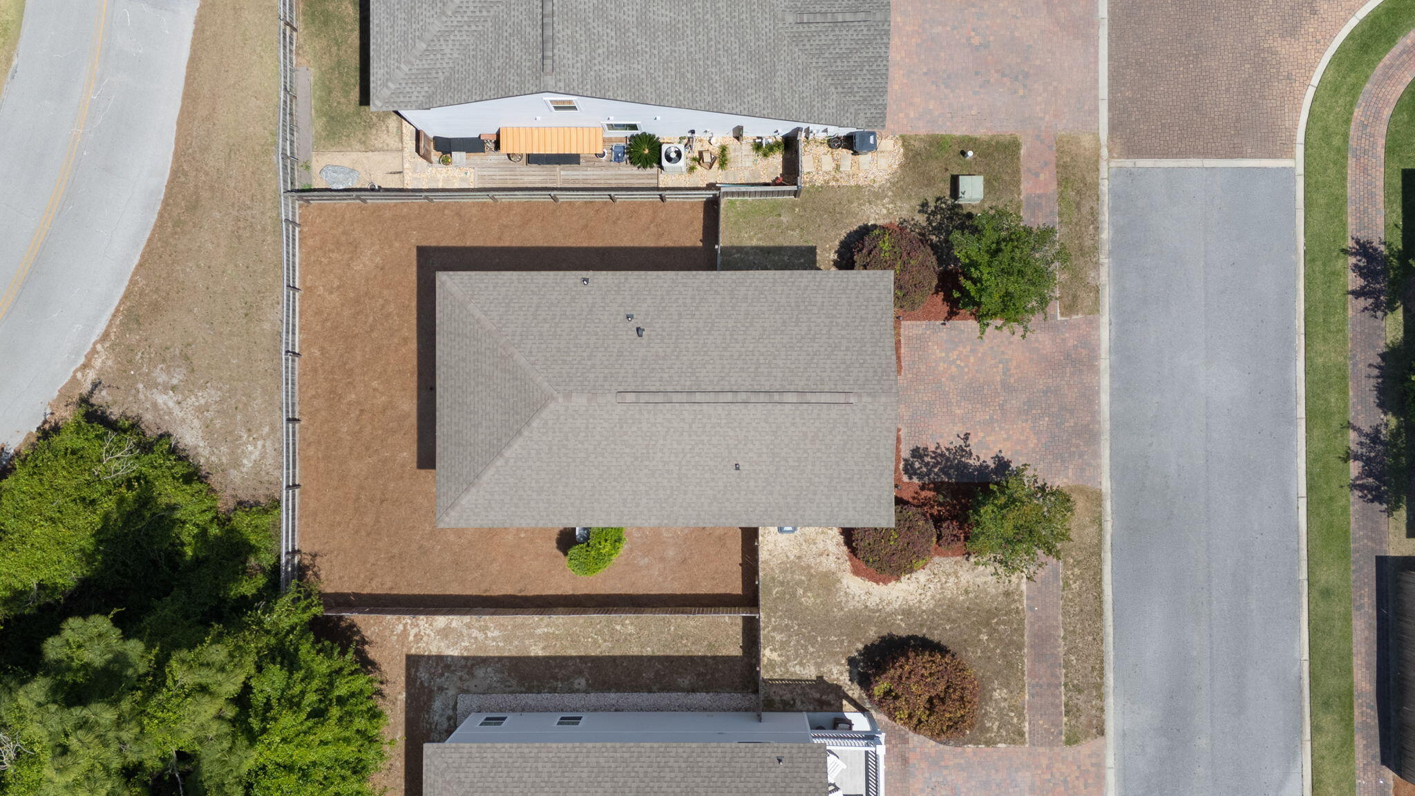 TRANQUILITY BY THE BAY - Residential