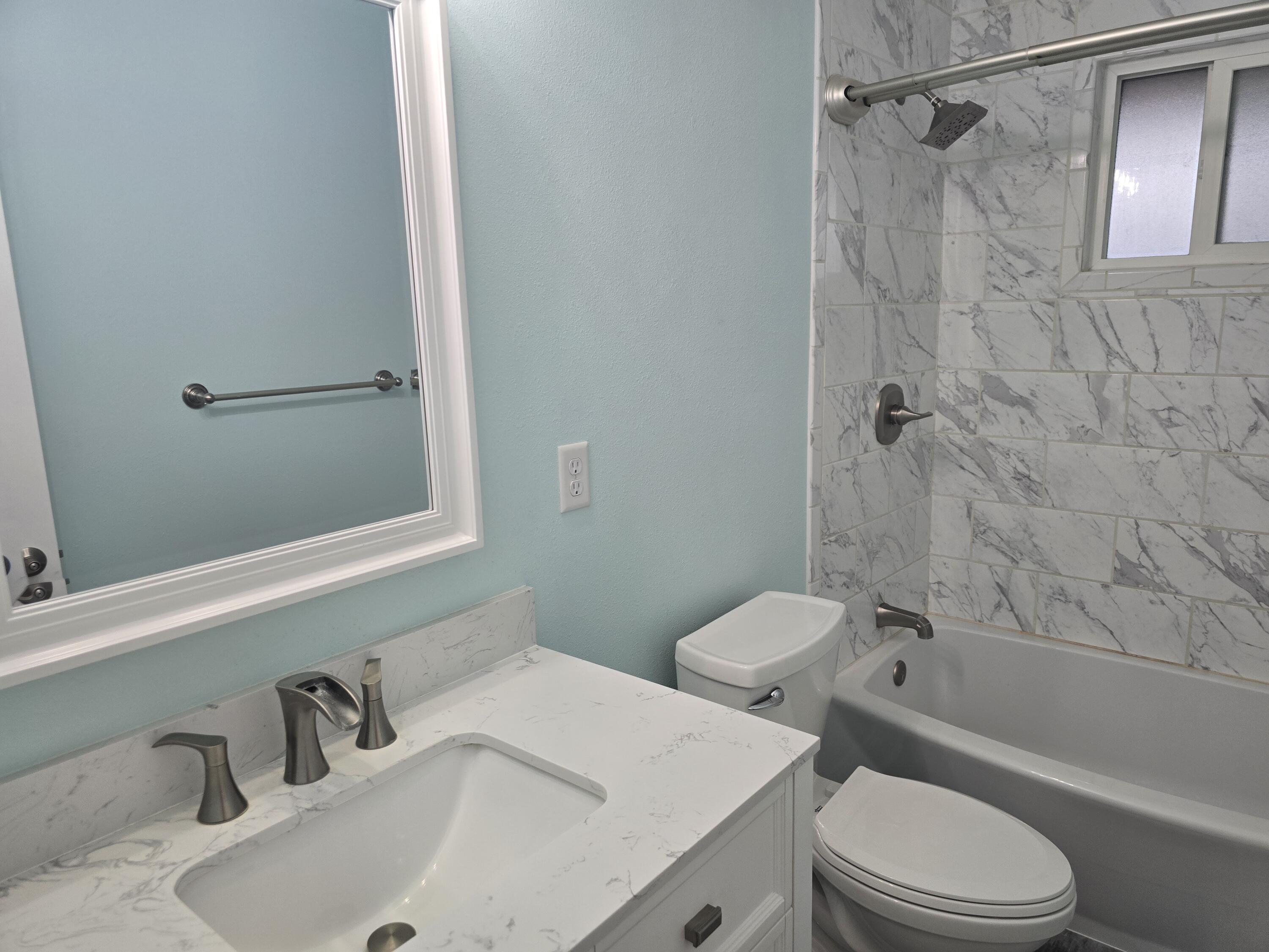 BREAKERS WEST - Residential