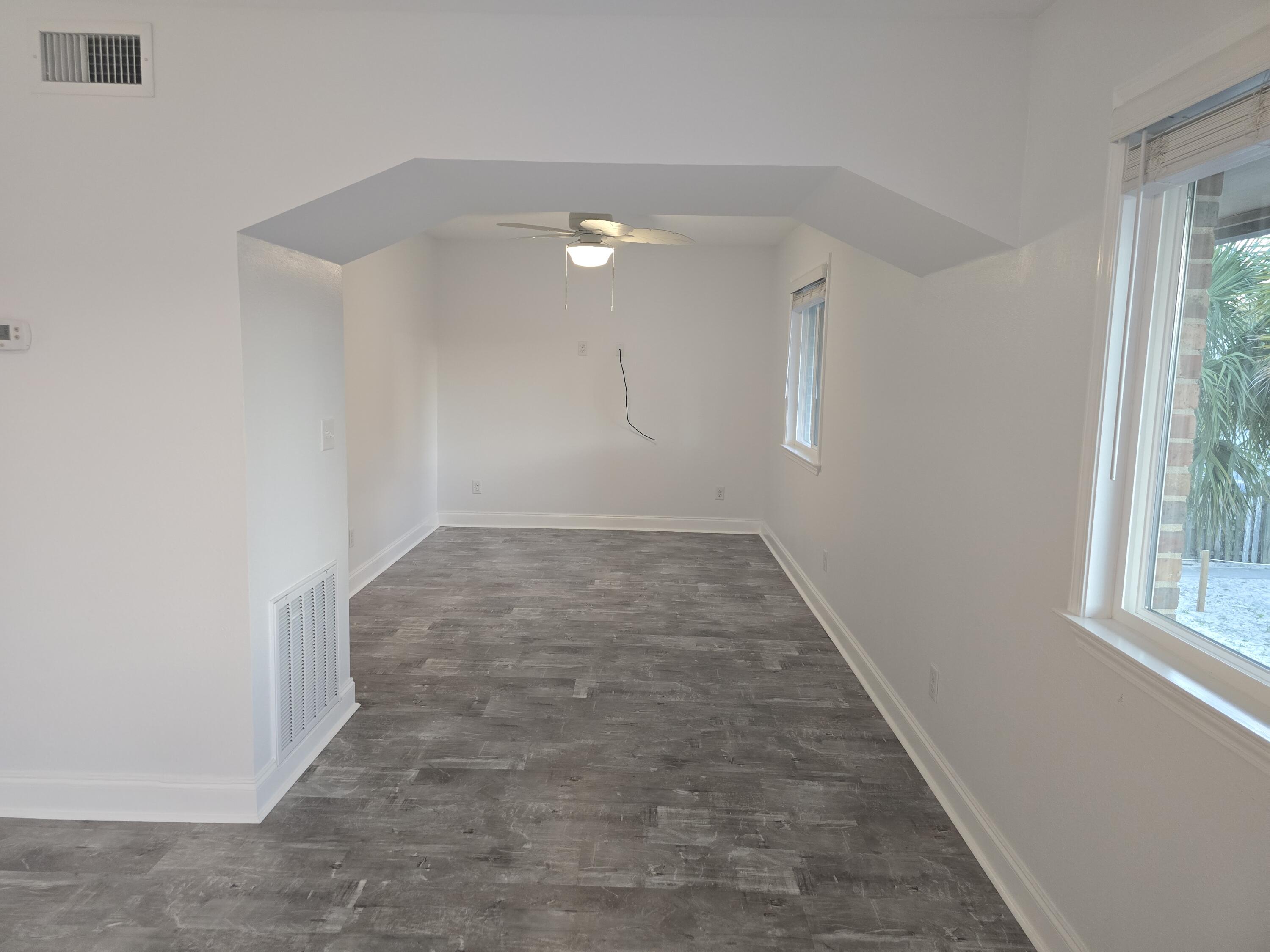 BREAKERS WEST - Residential