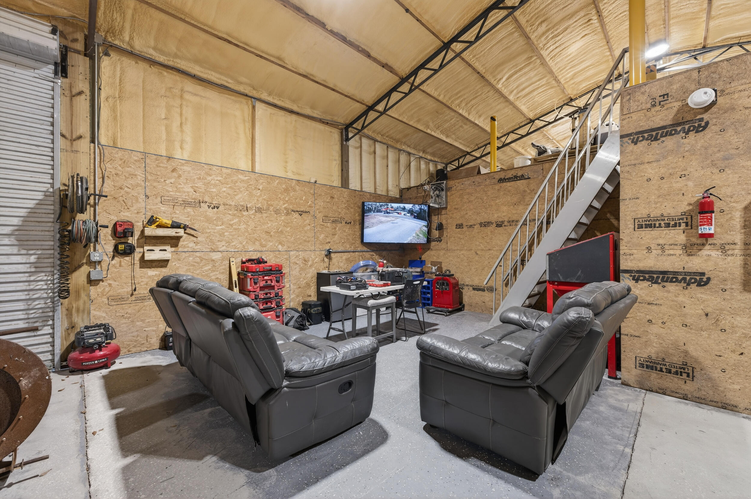 JOLLY BAY ACRES - Residential