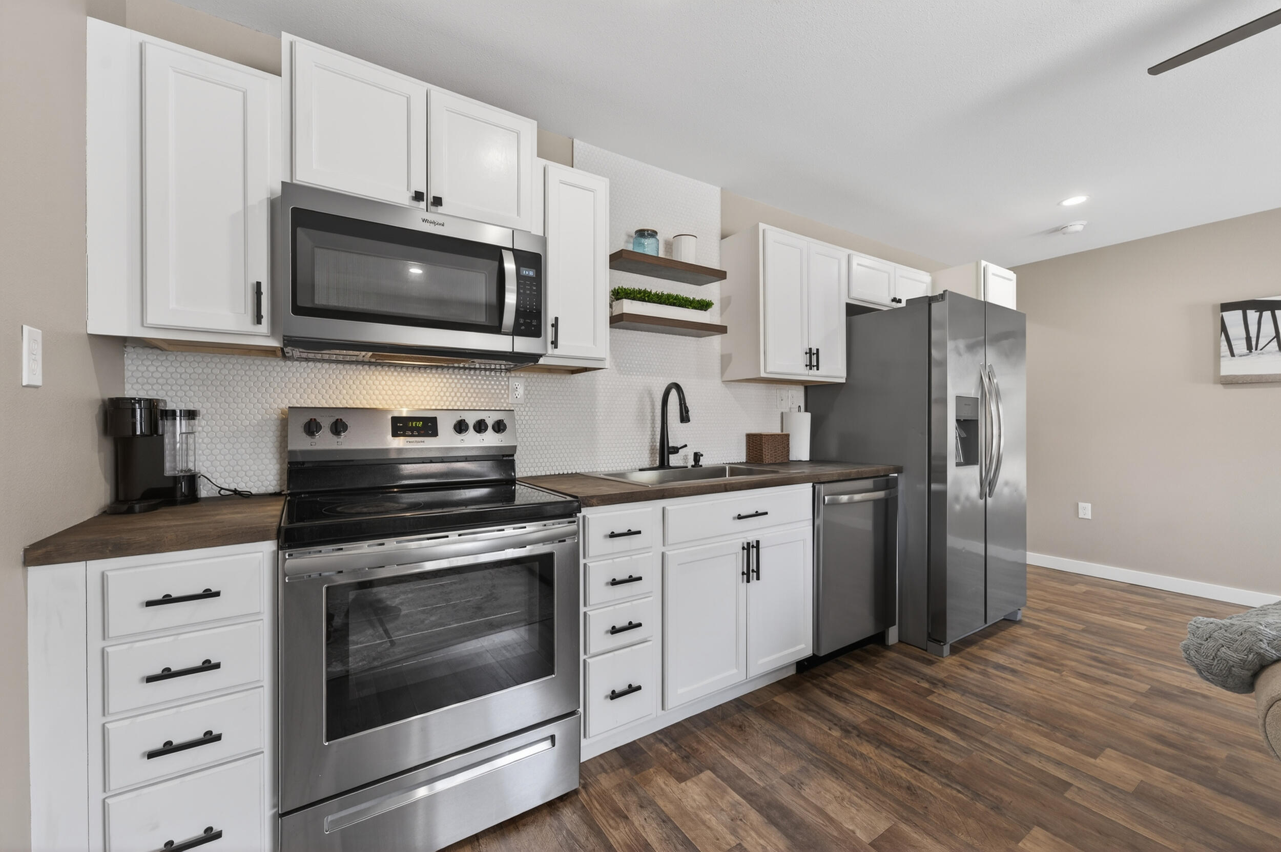 JOLLY BAY ACRES - Residential