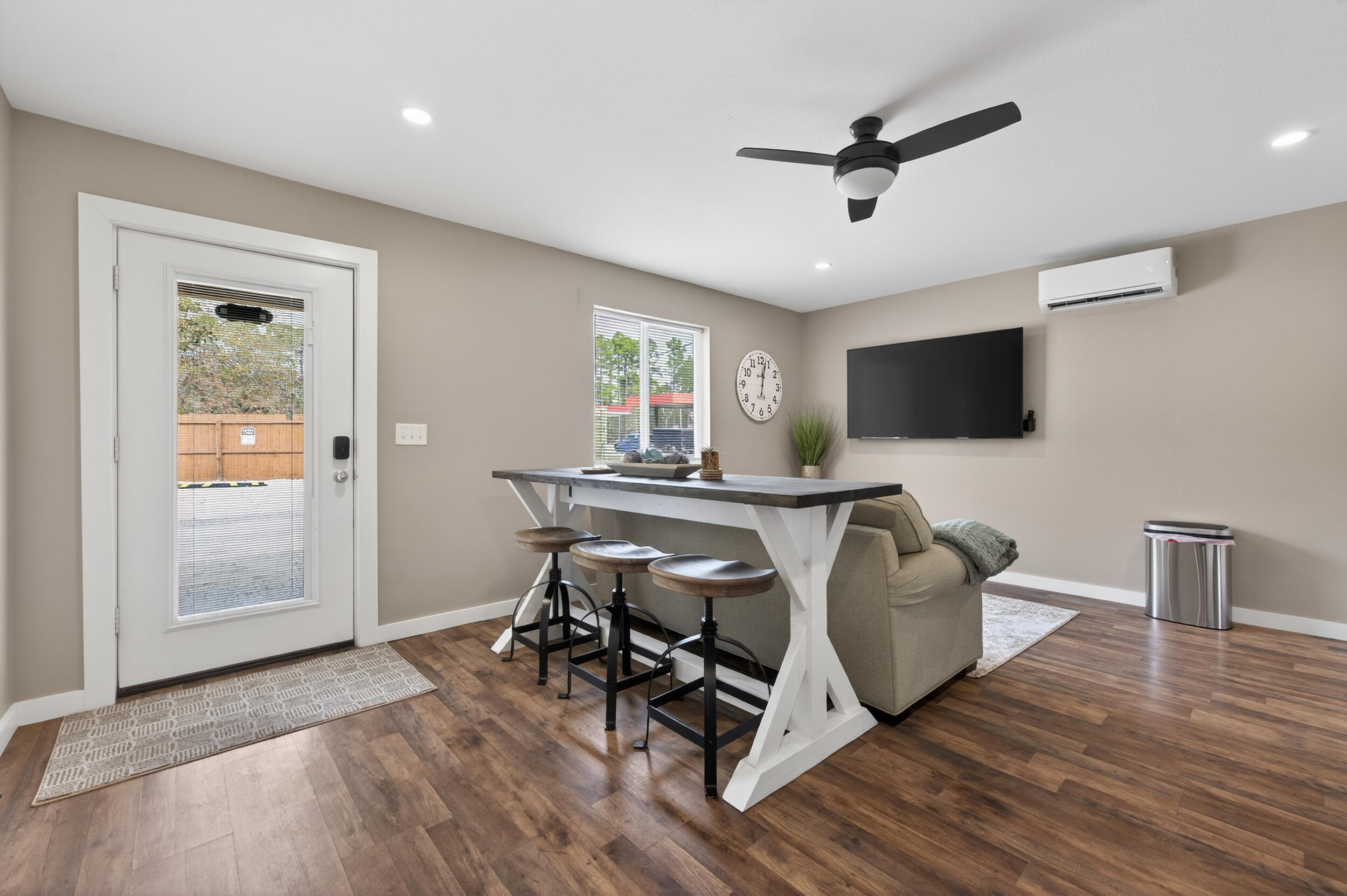 JOLLY BAY ACRES - Residential