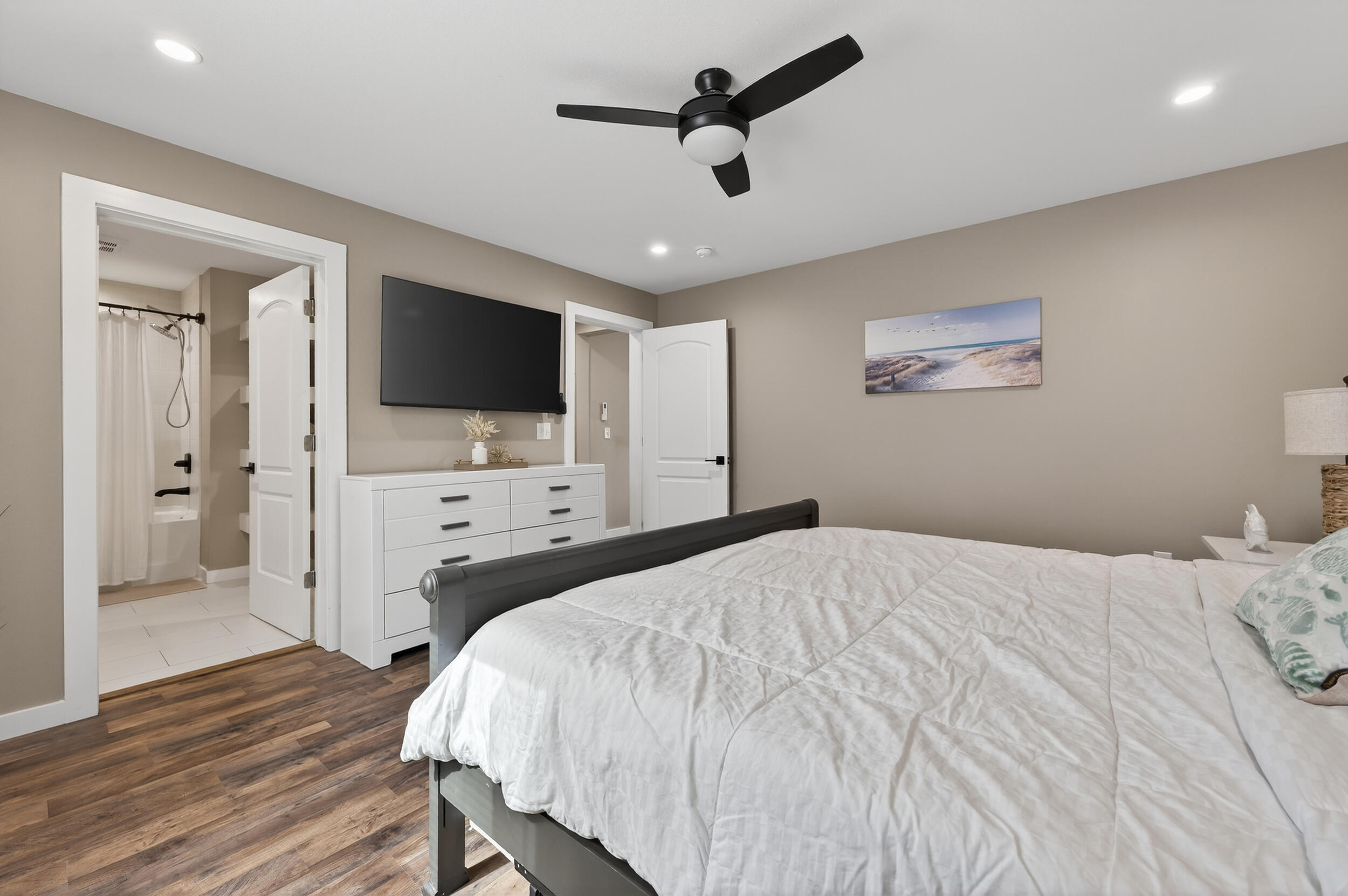 JOLLY BAY ACRES - Residential