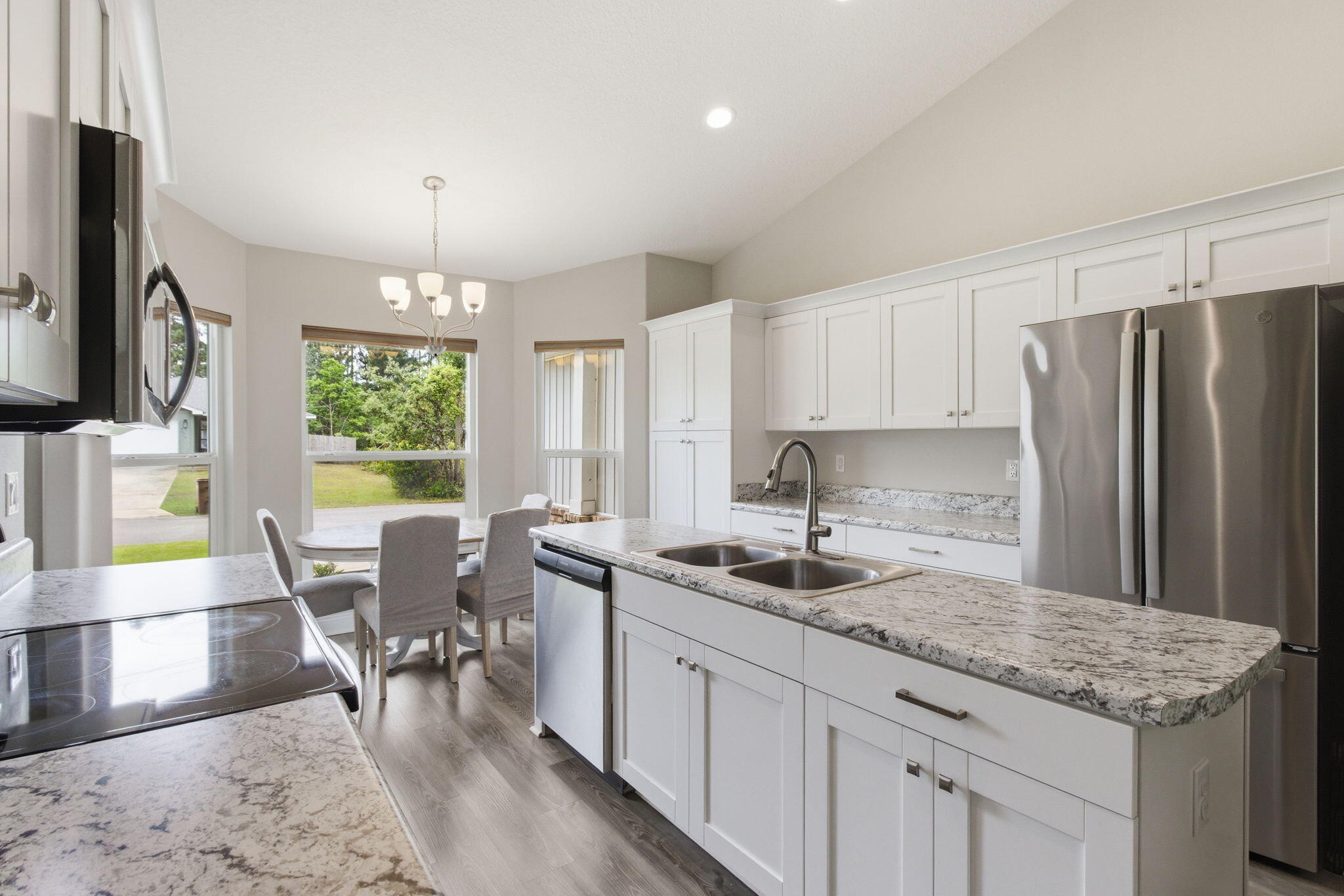 EAST BAY HEIGHTS - Residential