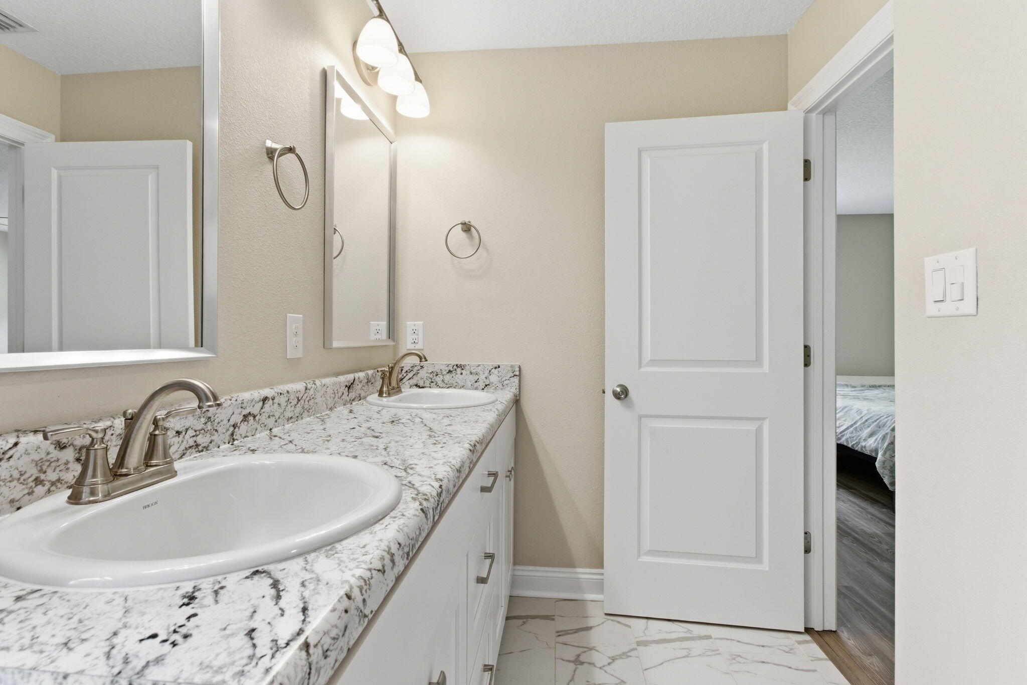 EAST BAY HEIGHTS - Residential