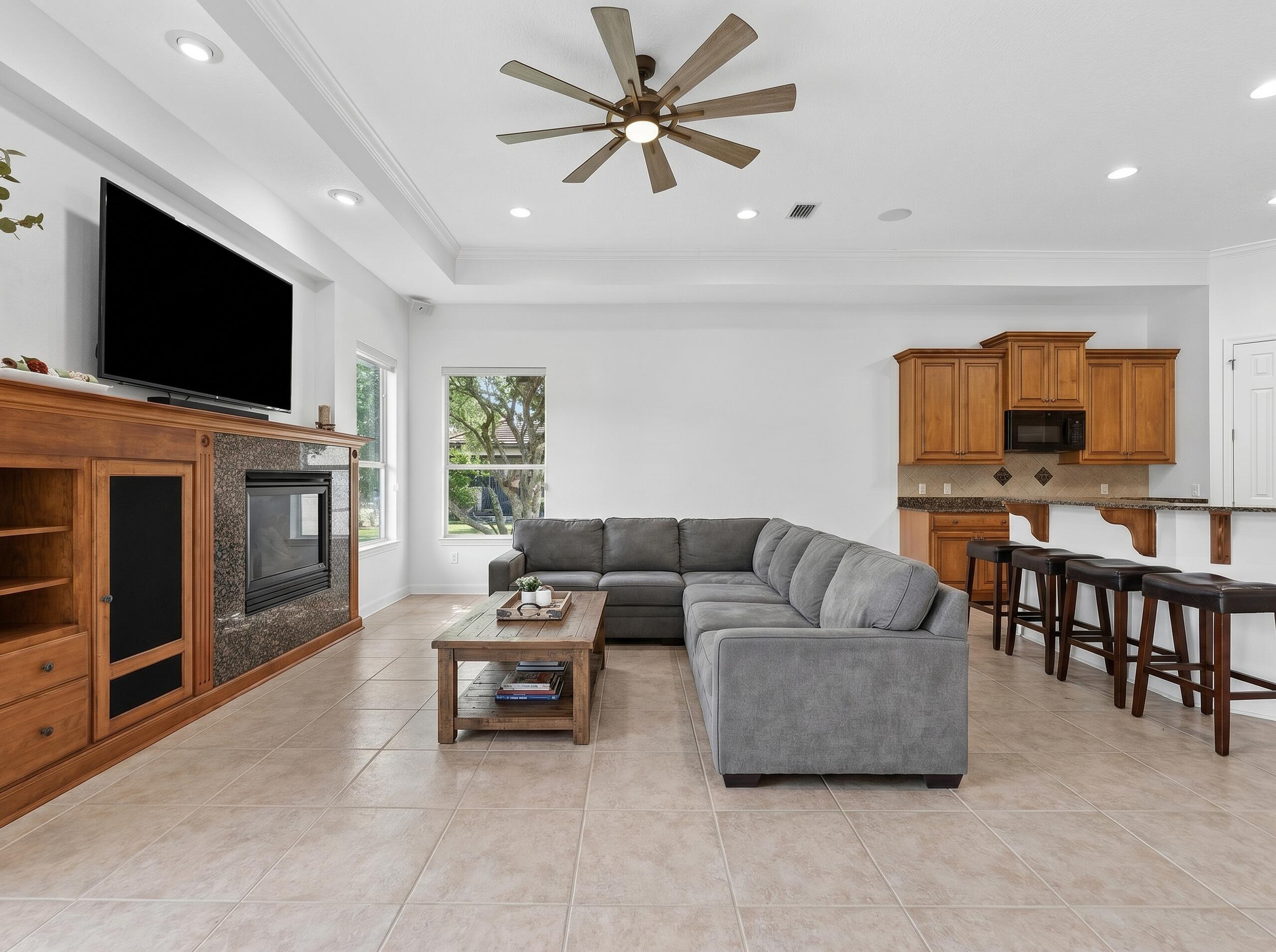Kelly Plantation - Carriage Place - Residential