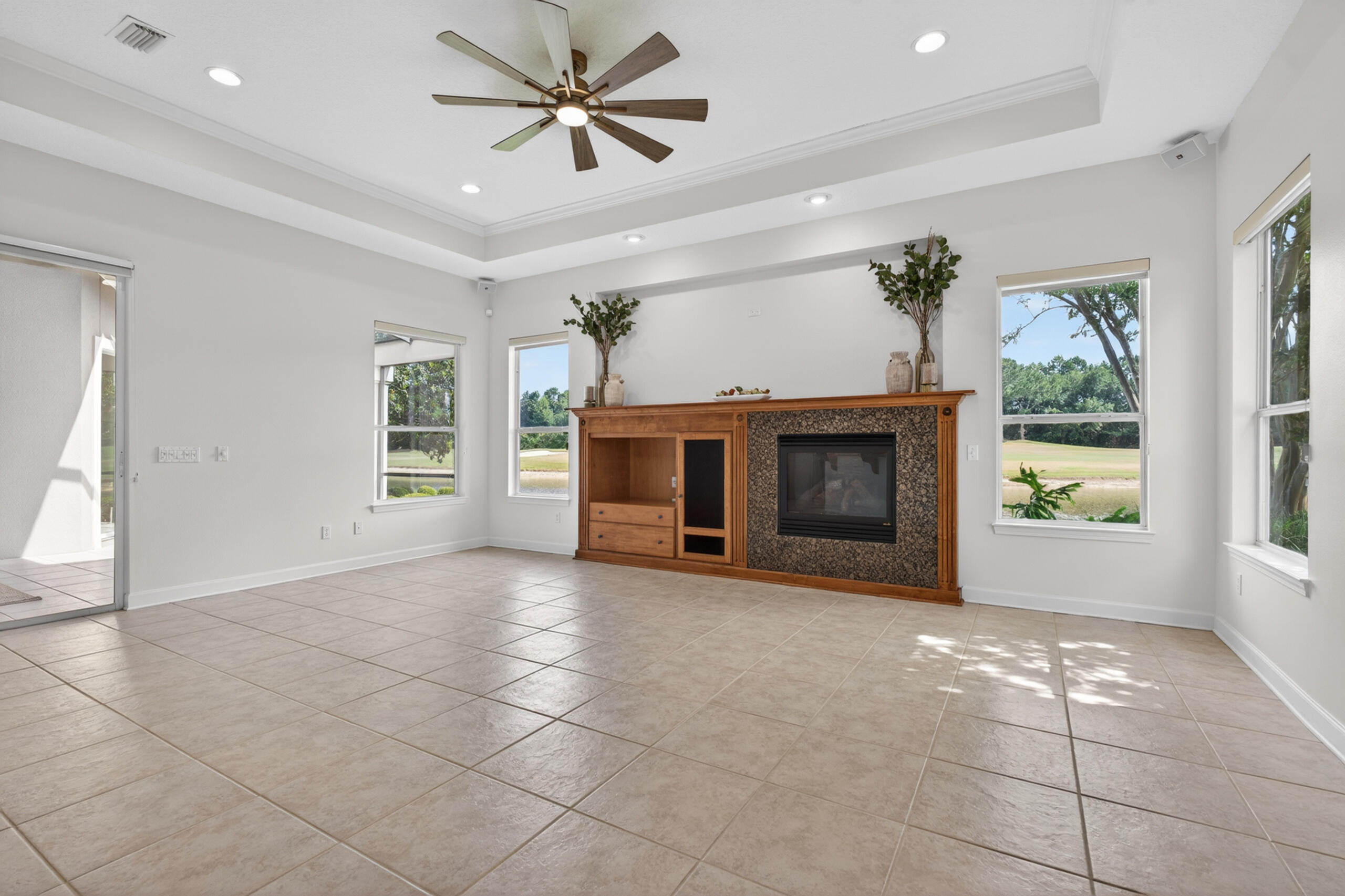 Kelly Plantation - Carriage Place - Residential