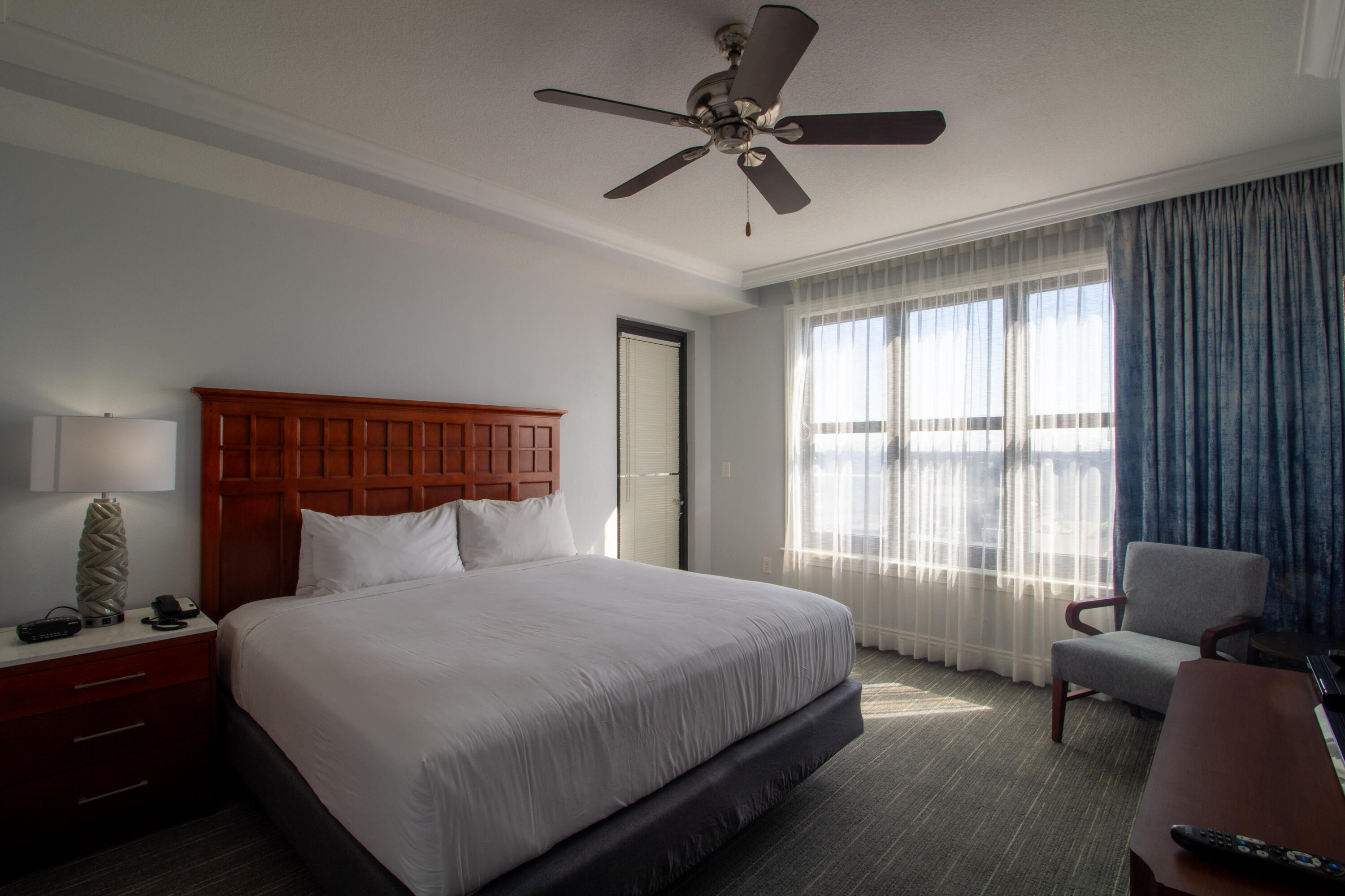 EMERALD GRANDE - Residential