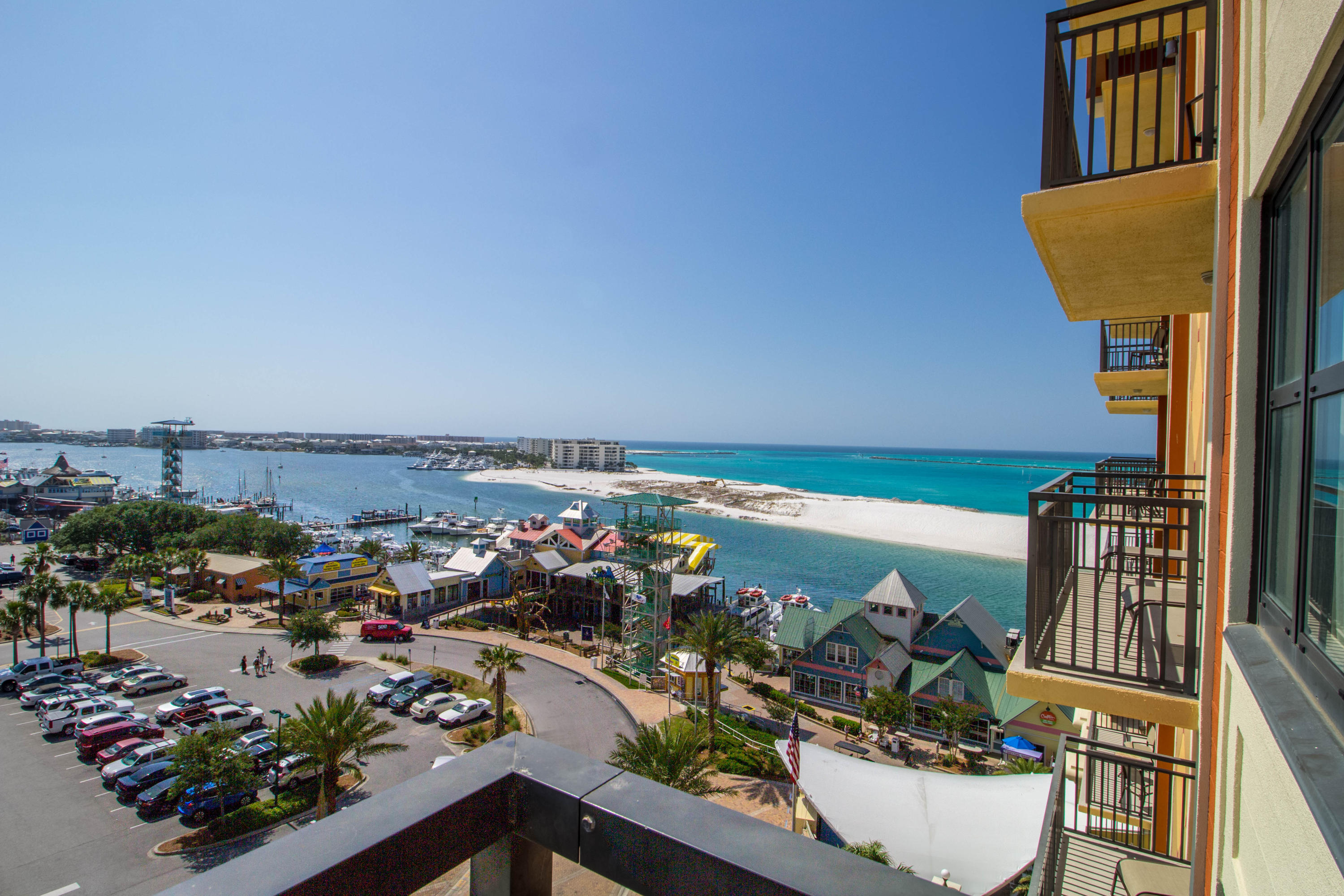 EMERALD GRANDE - Residential