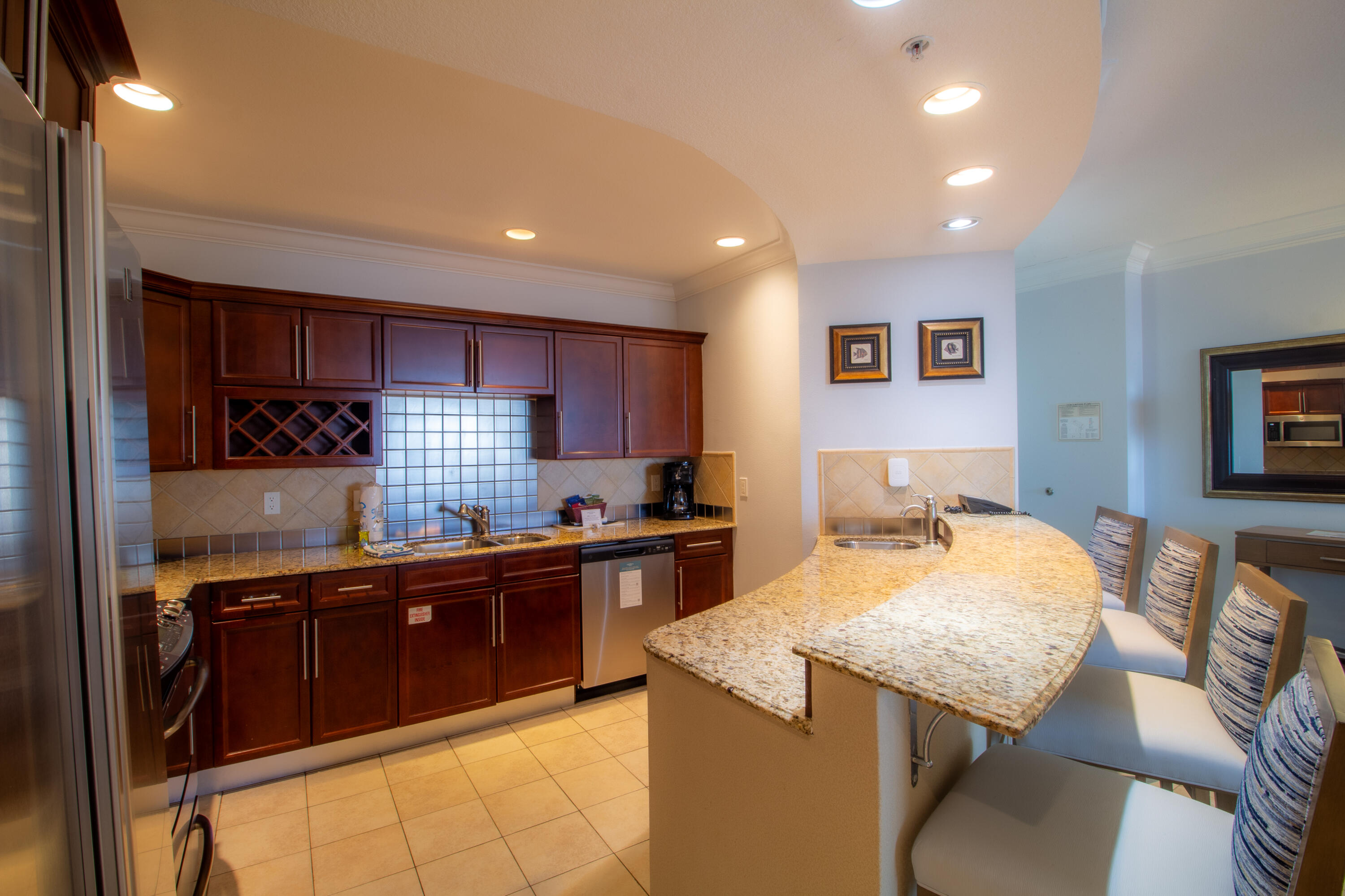 EMERALD GRANDE - Residential