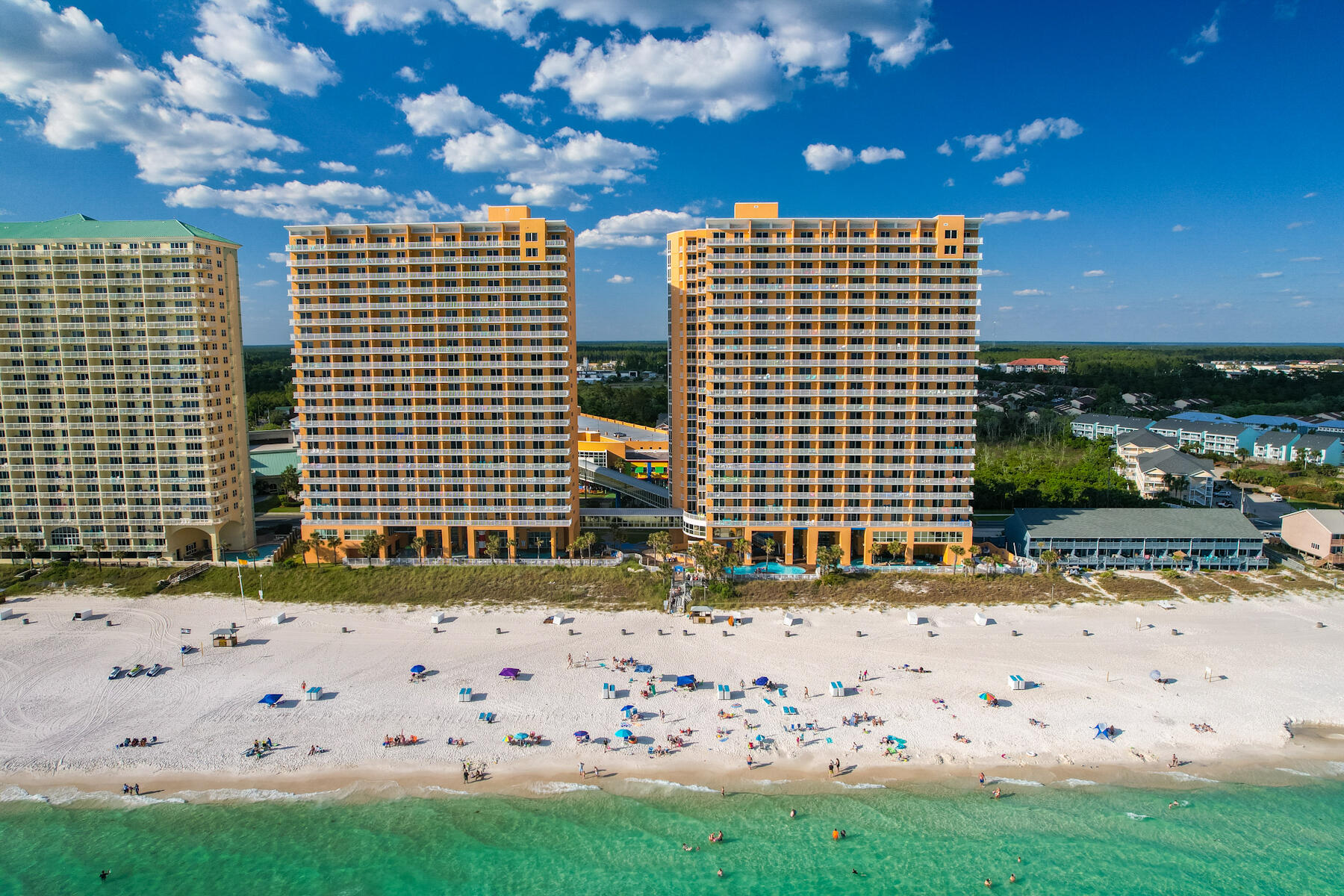 Splash Condo - Residential