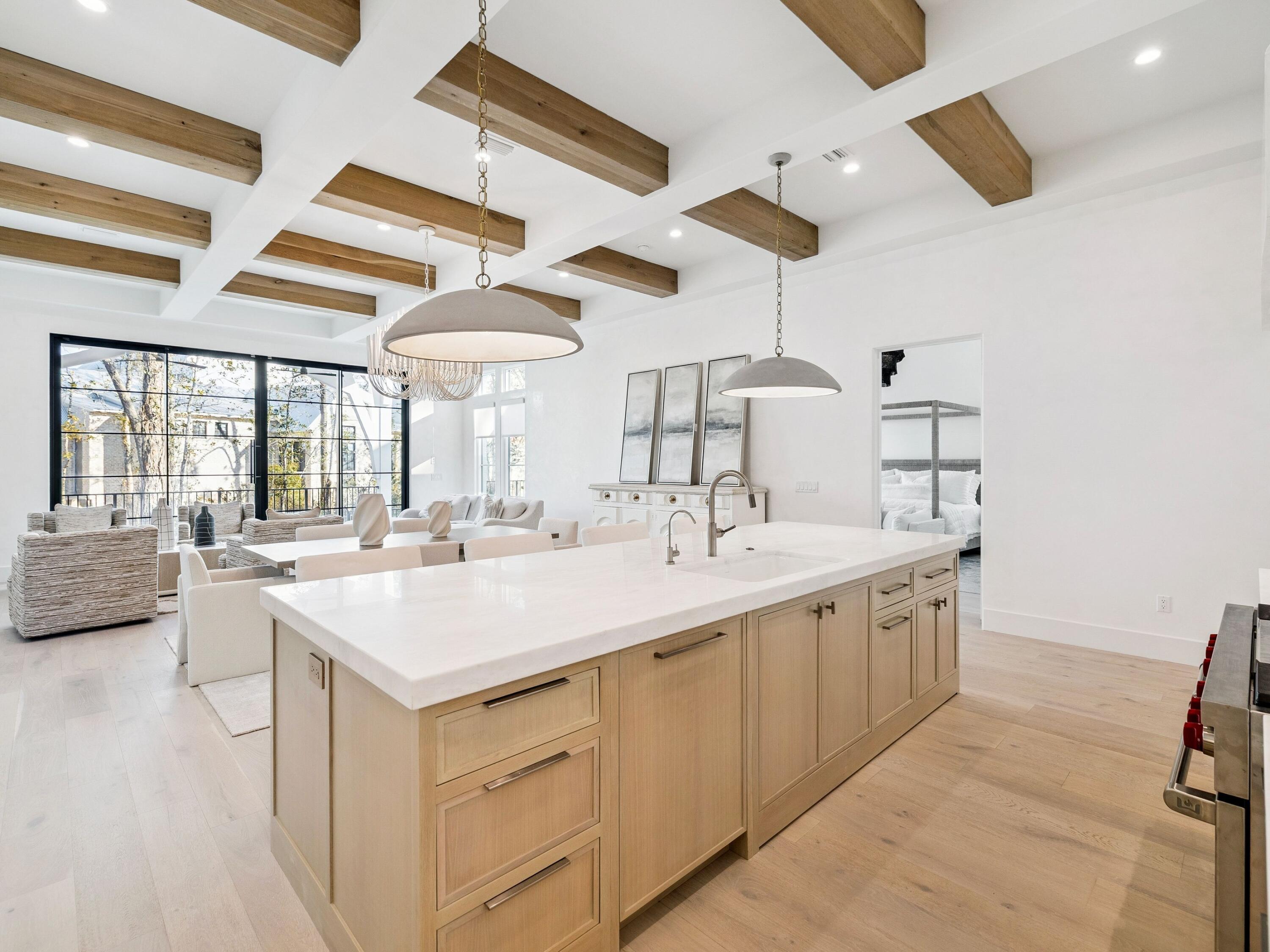 CHURCHILL OAKS - Residential