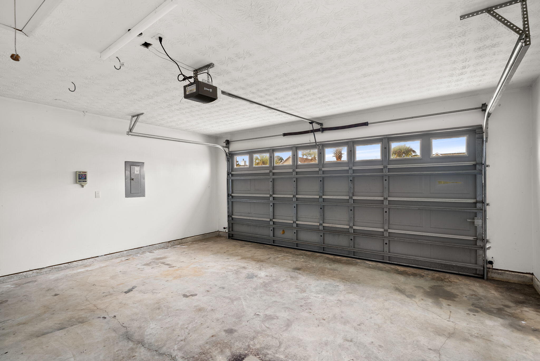 BRANDON OAKS - Residential