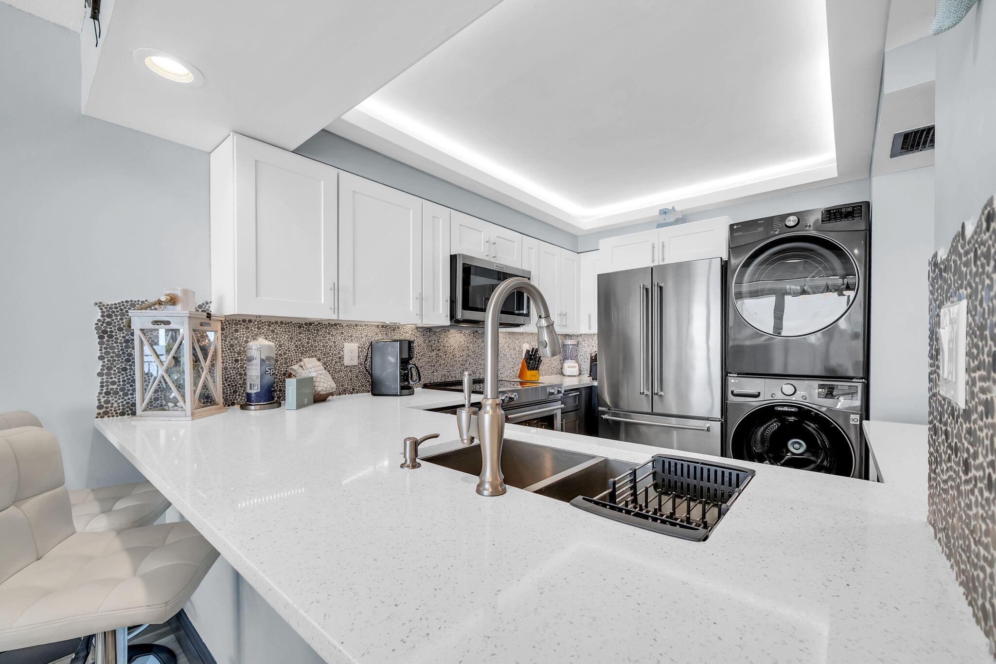 BREAKERS OF FWB PH 1 - Residential