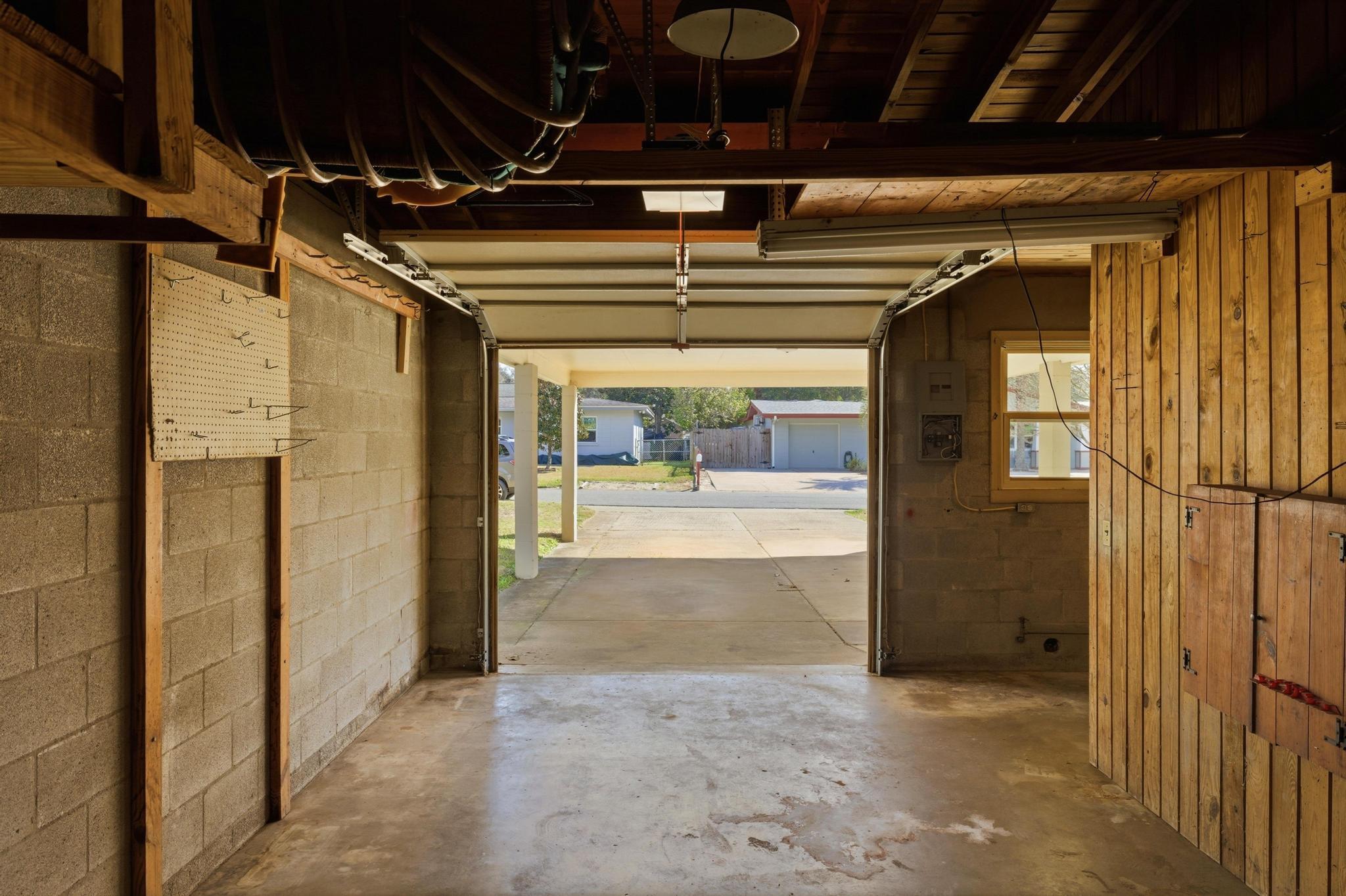 VILLA RUSS PARK - Residential