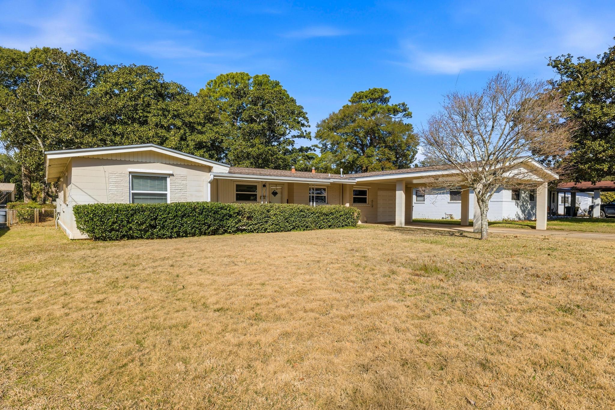 VILLA RUSS PARK - Residential