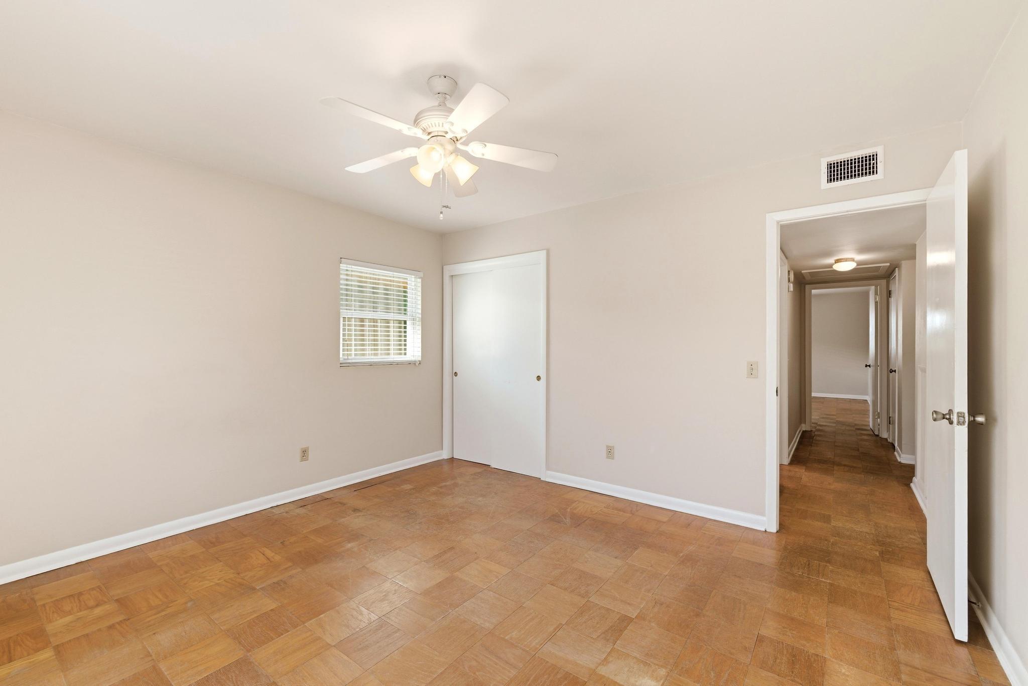 VILLA RUSS PARK - Residential