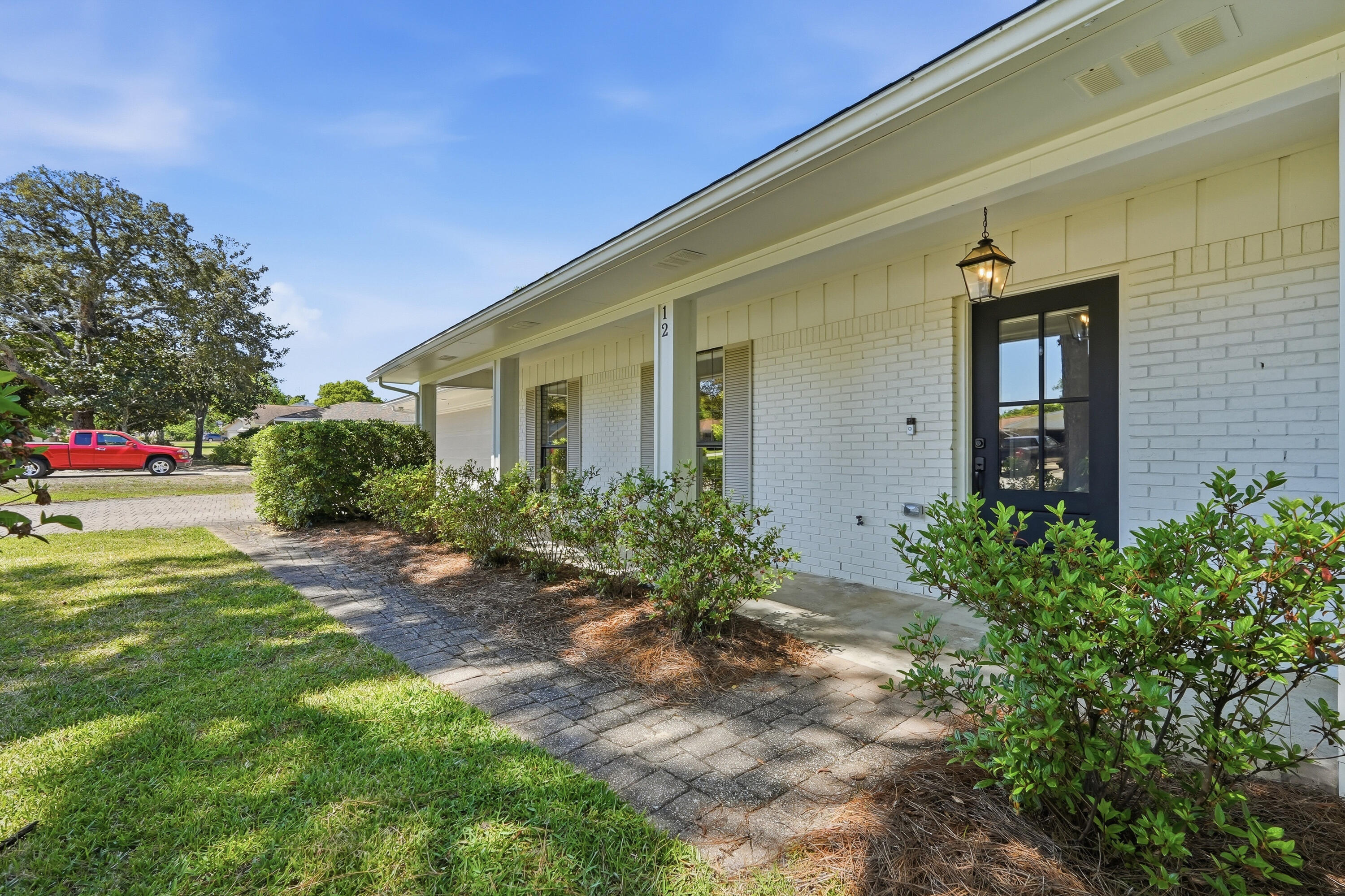 LAKE LORRAINE EST - Residential