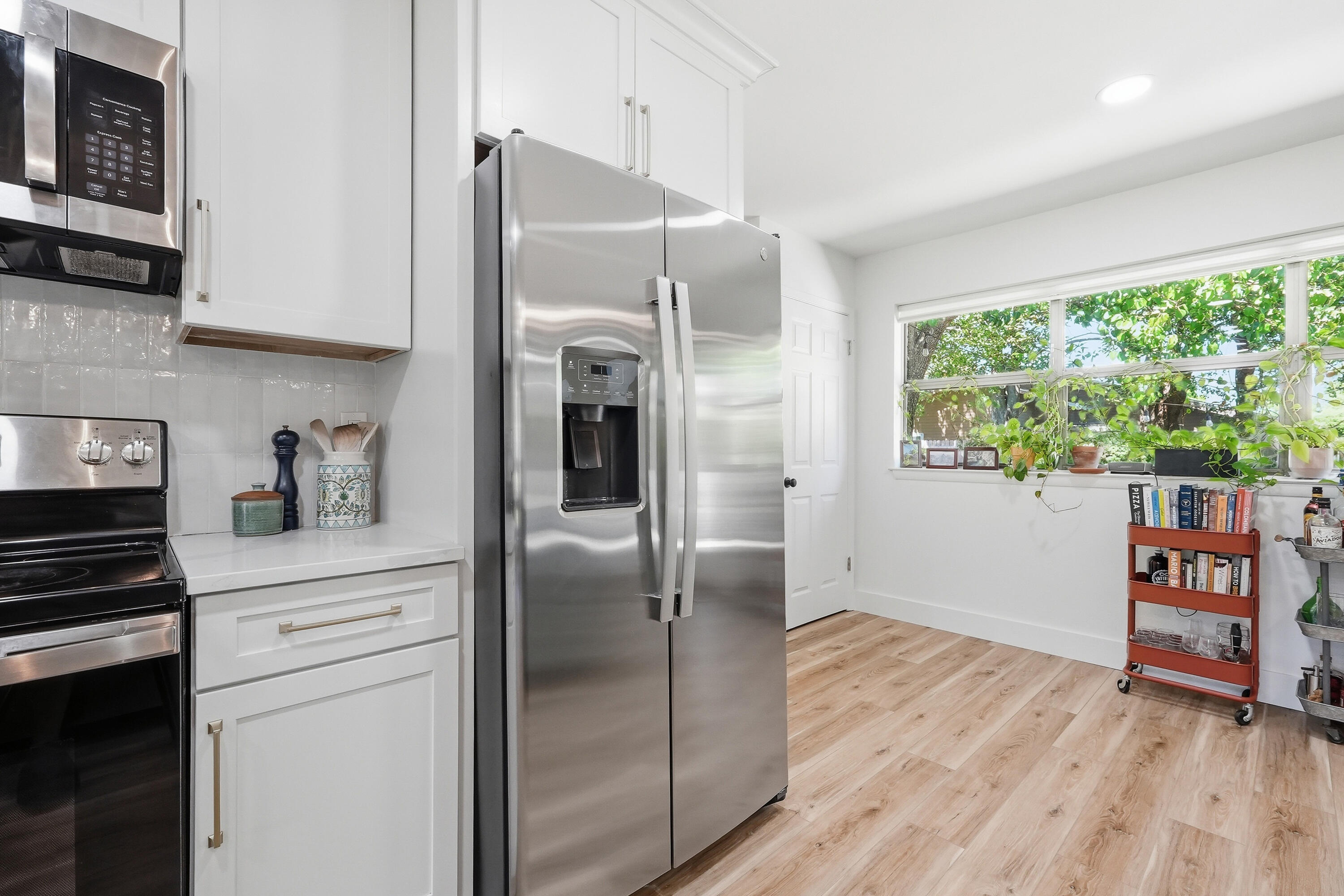 LAKE LORRAINE EST - Residential