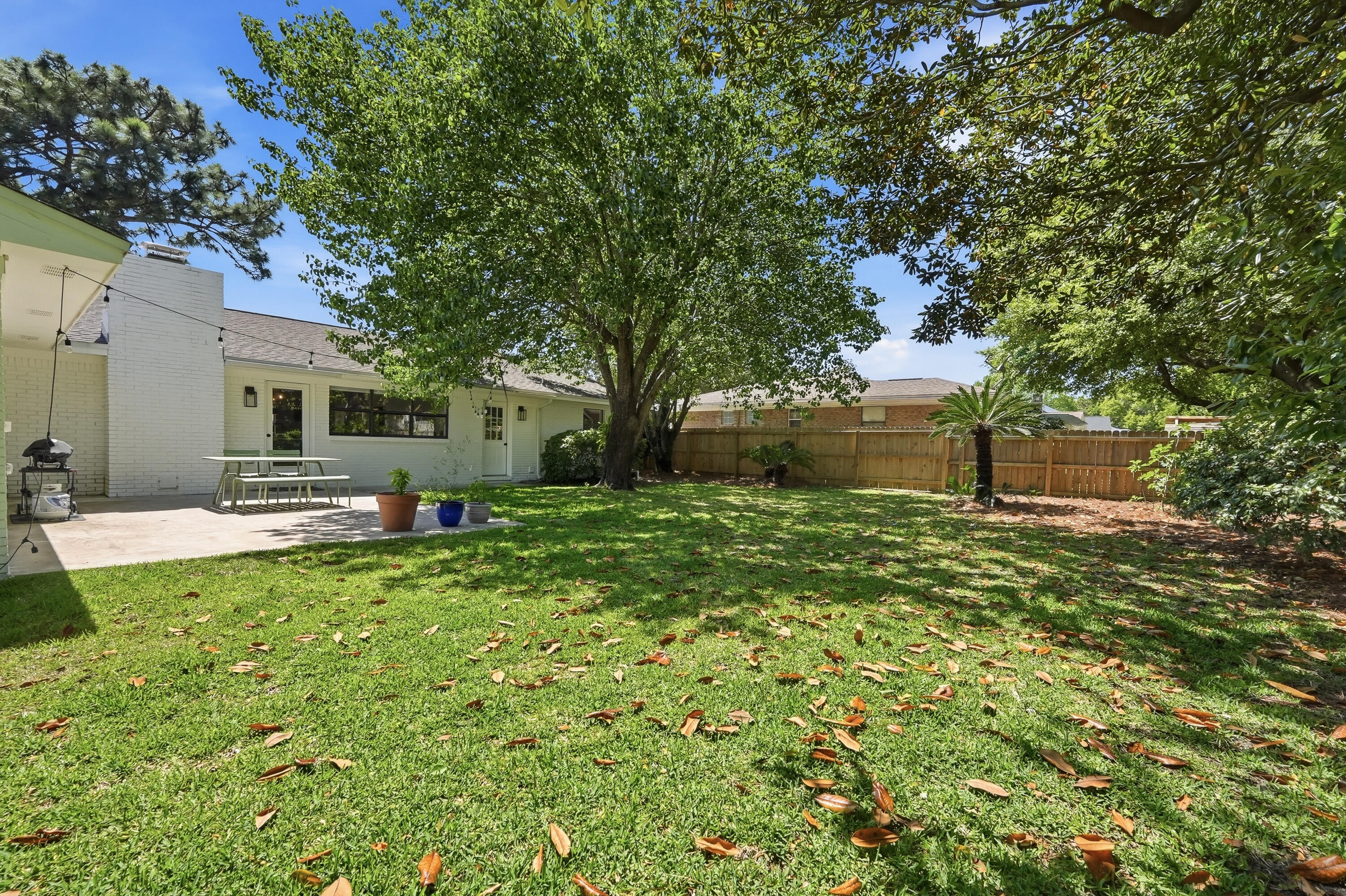 LAKE LORRAINE EST - Residential