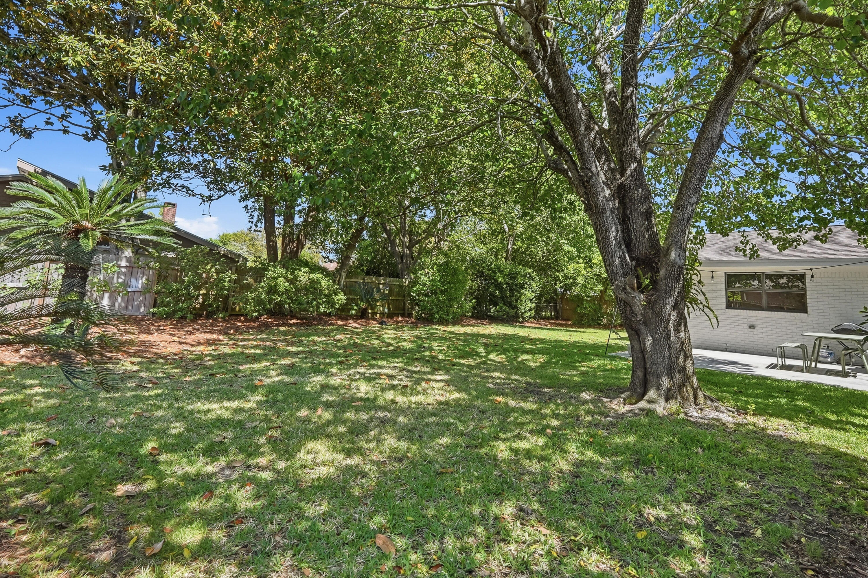 LAKE LORRAINE EST - Residential