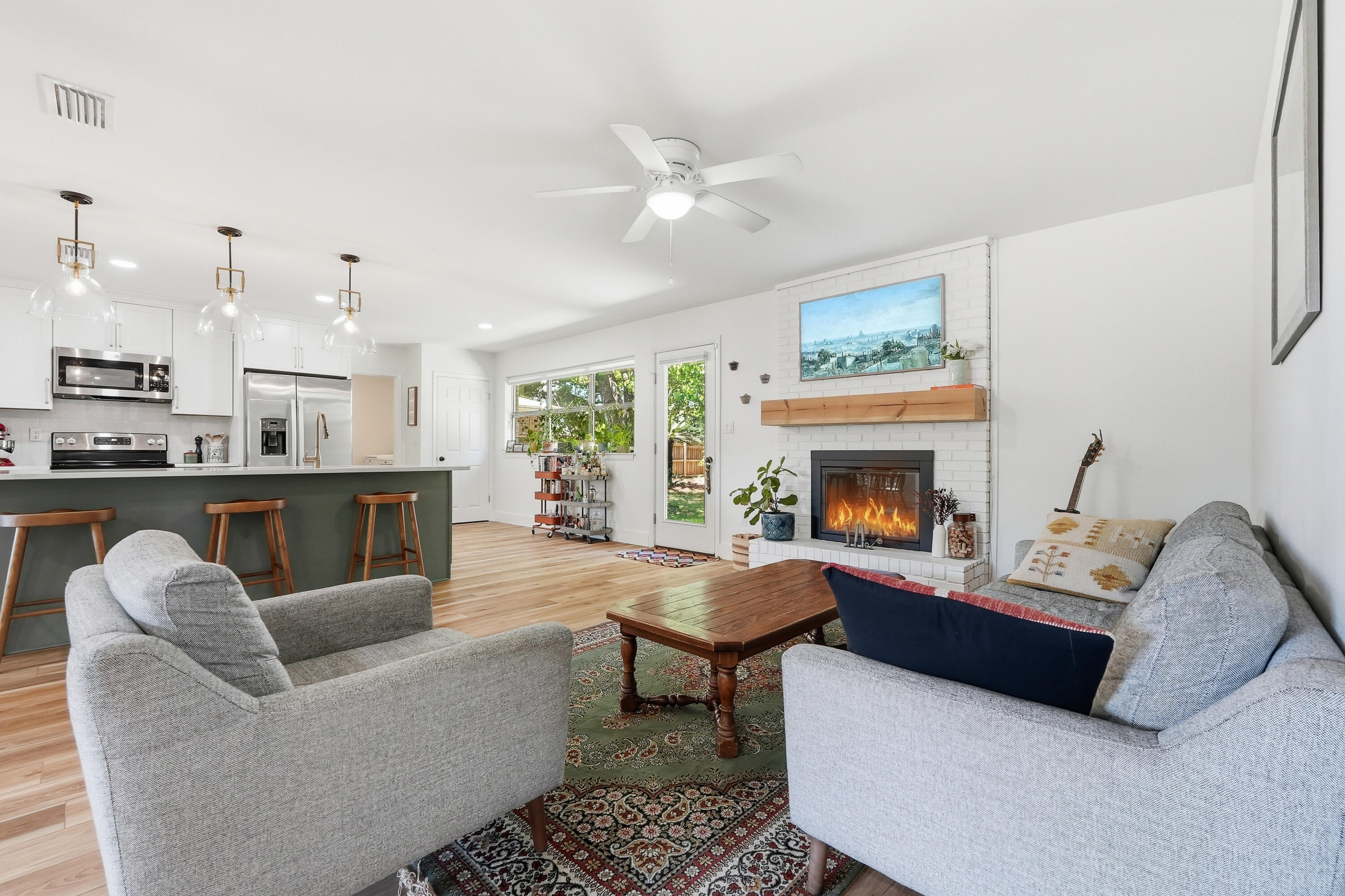 LAKE LORRAINE EST - Residential