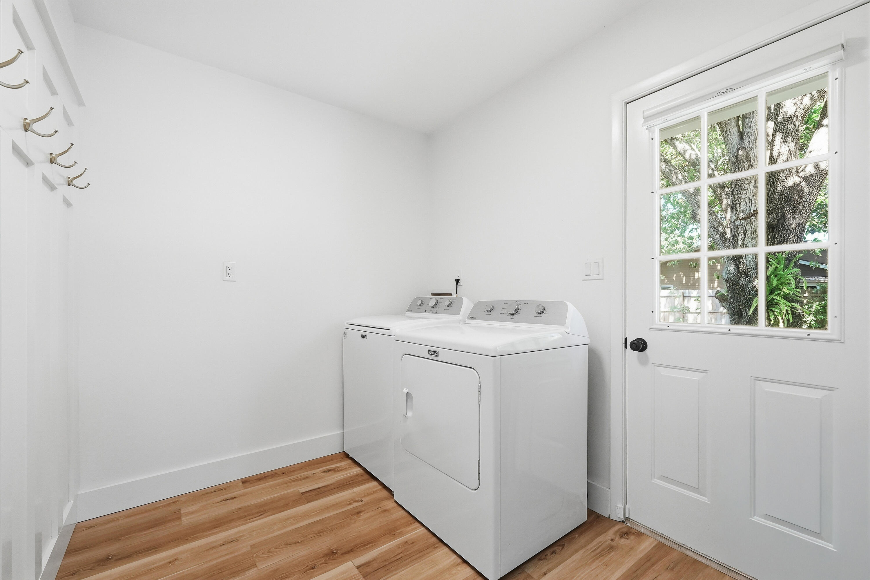 LAKE LORRAINE EST - Residential