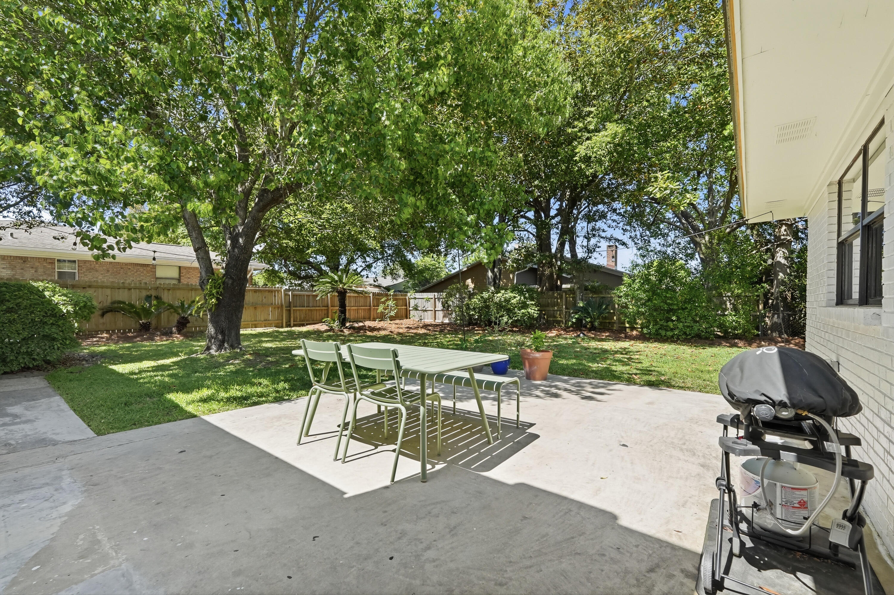 LAKE LORRAINE EST - Residential