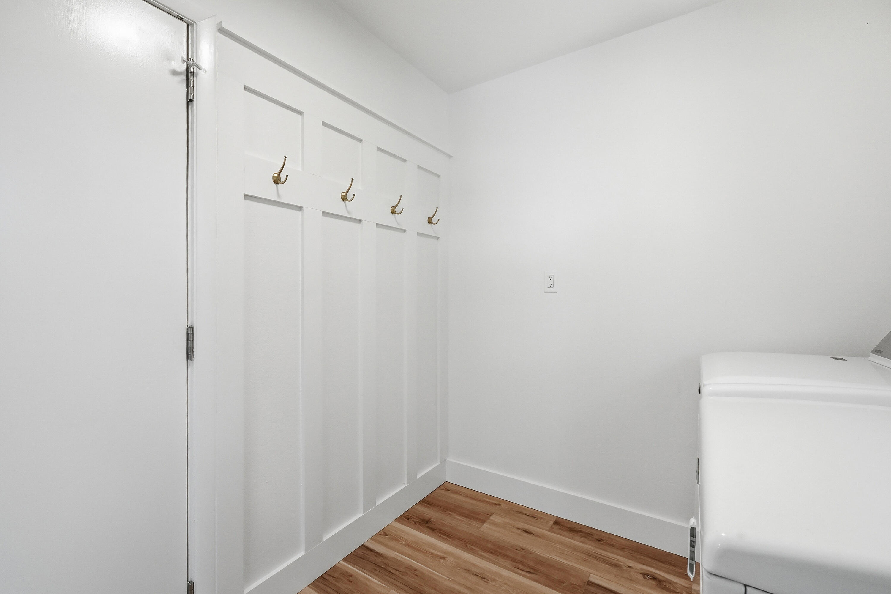 LAKE LORRAINE EST - Residential