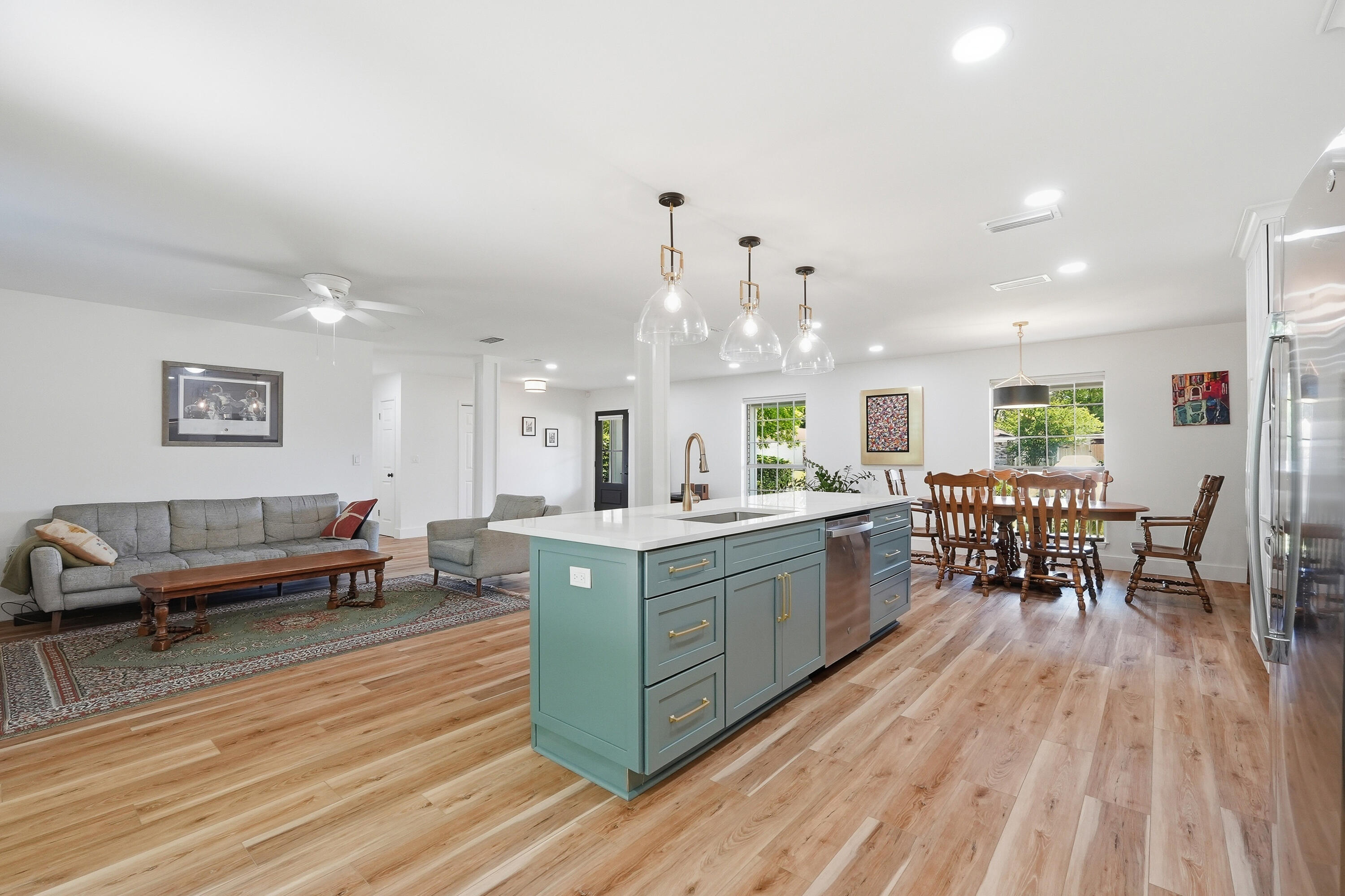 LAKE LORRAINE EST - Residential