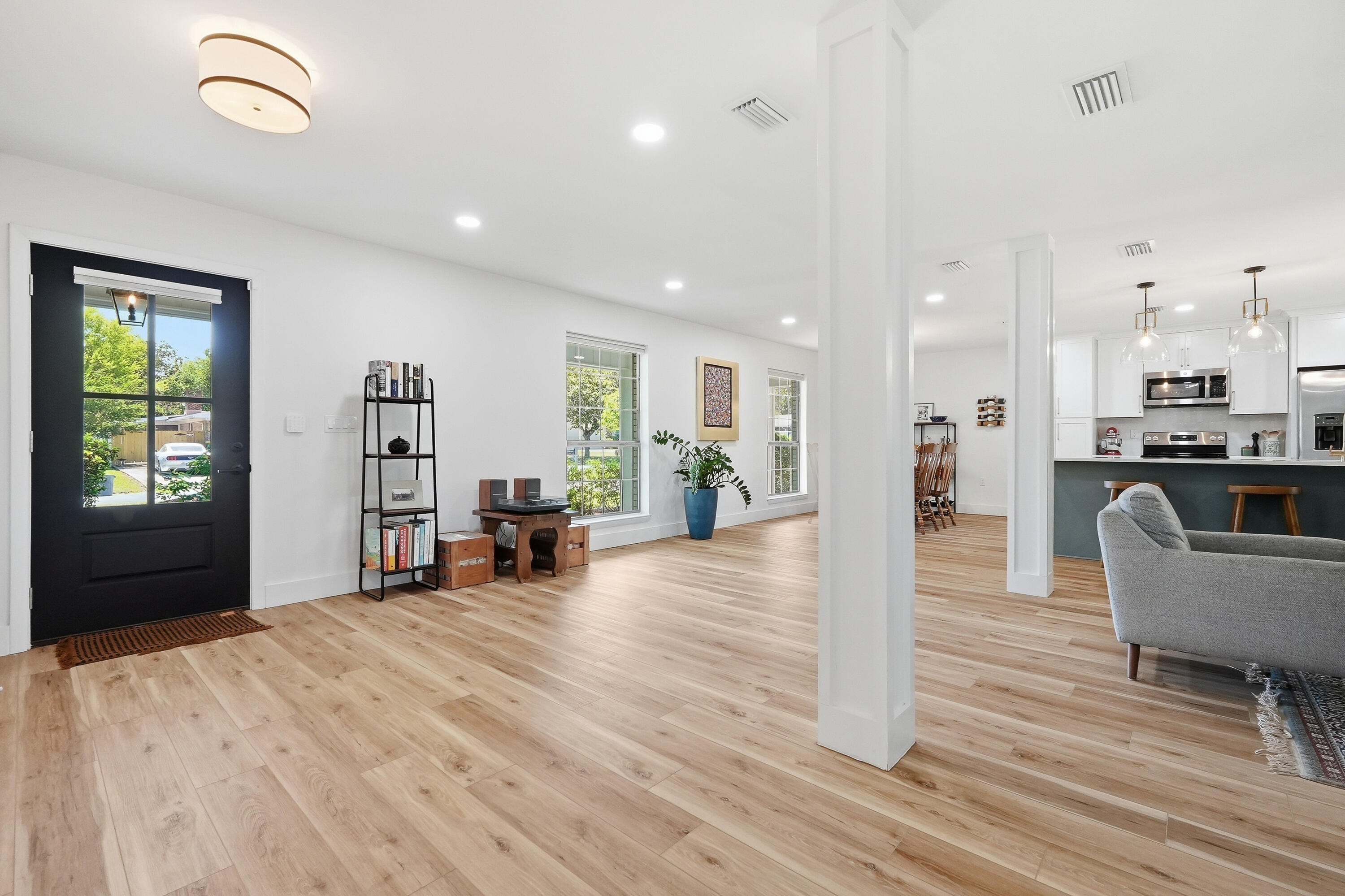 LAKE LORRAINE EST - Residential