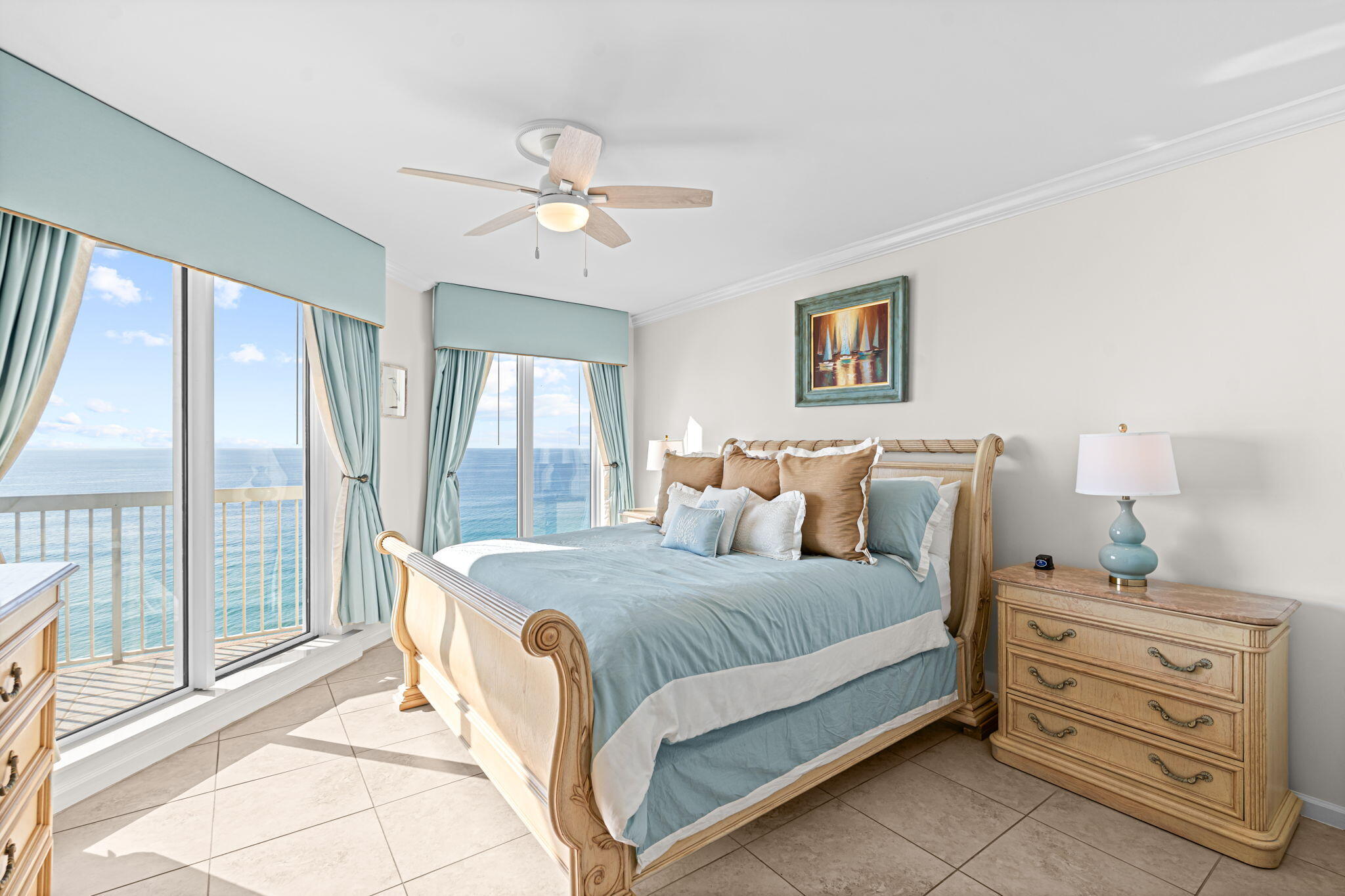 SILVER BEACH TOWERS - Residential