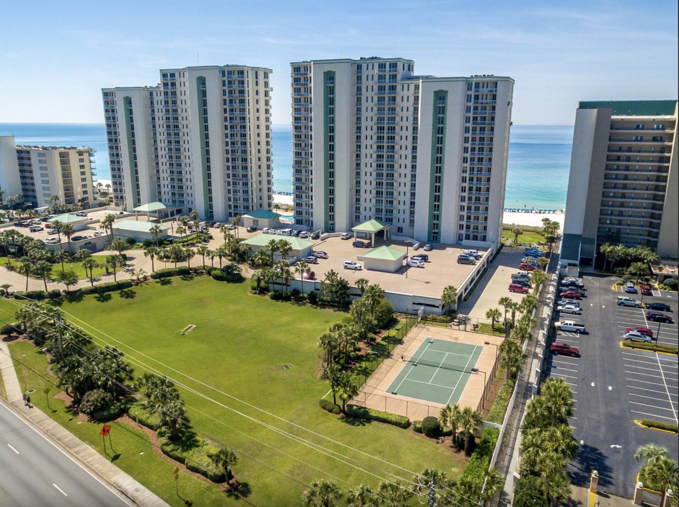 SILVER BEACH TOWERS - Residential