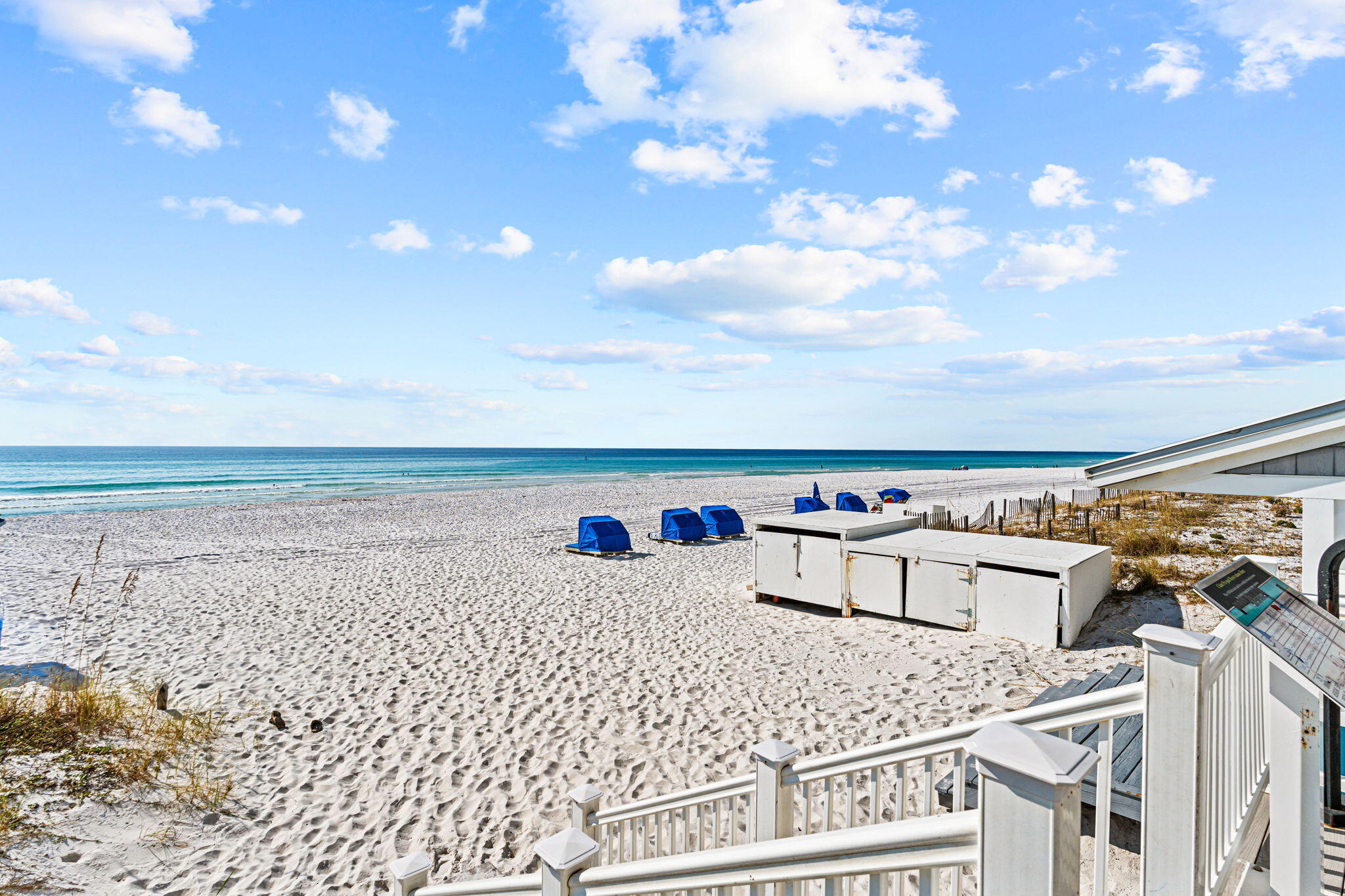 SILVER BEACH TOWERS - Residential