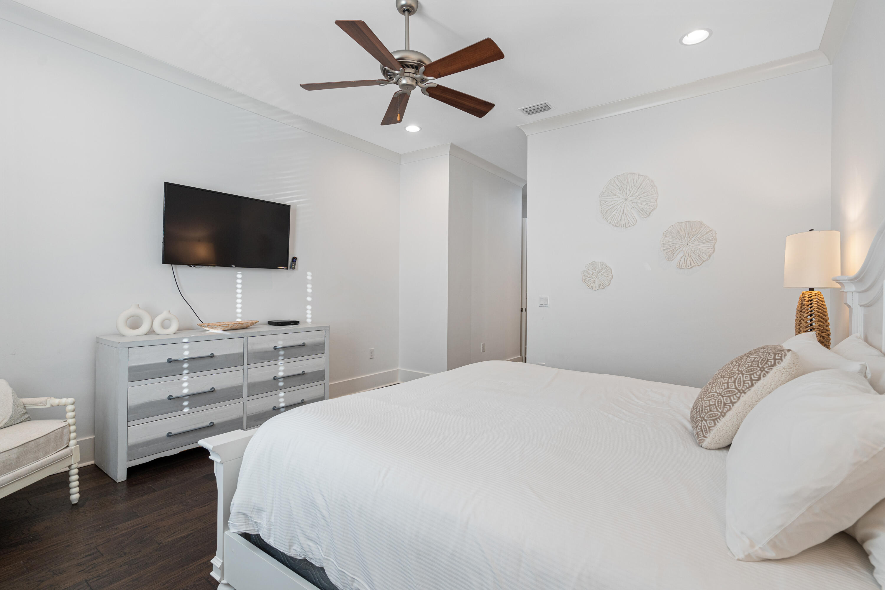 The Retreat at Miramar - Residential