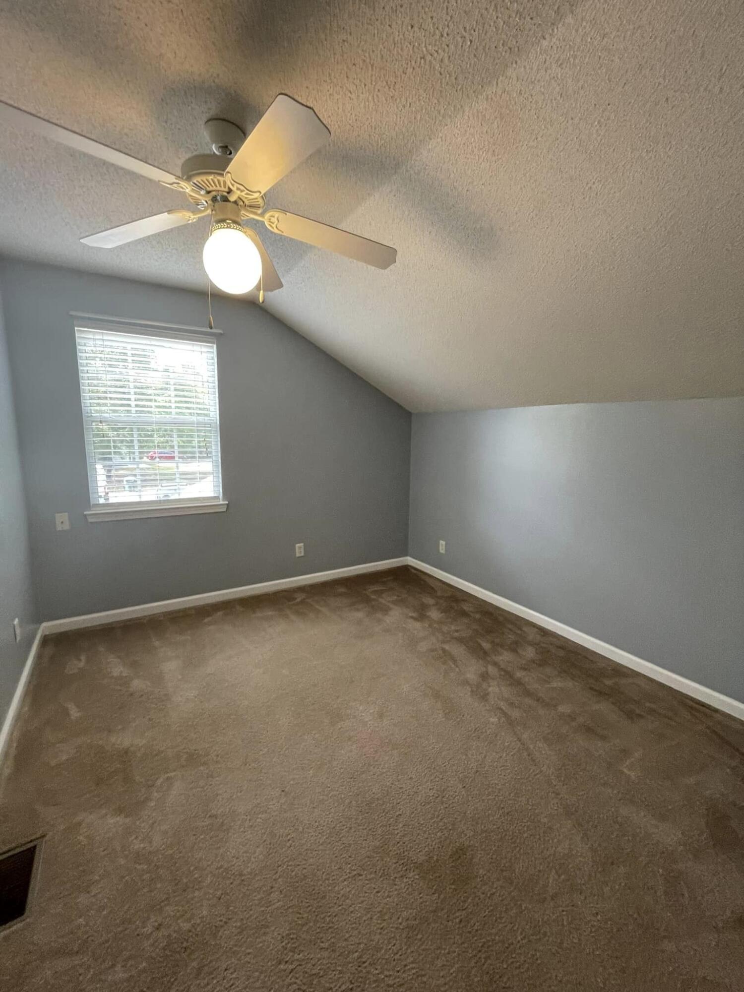 TIMBER WIND - Residential Lease