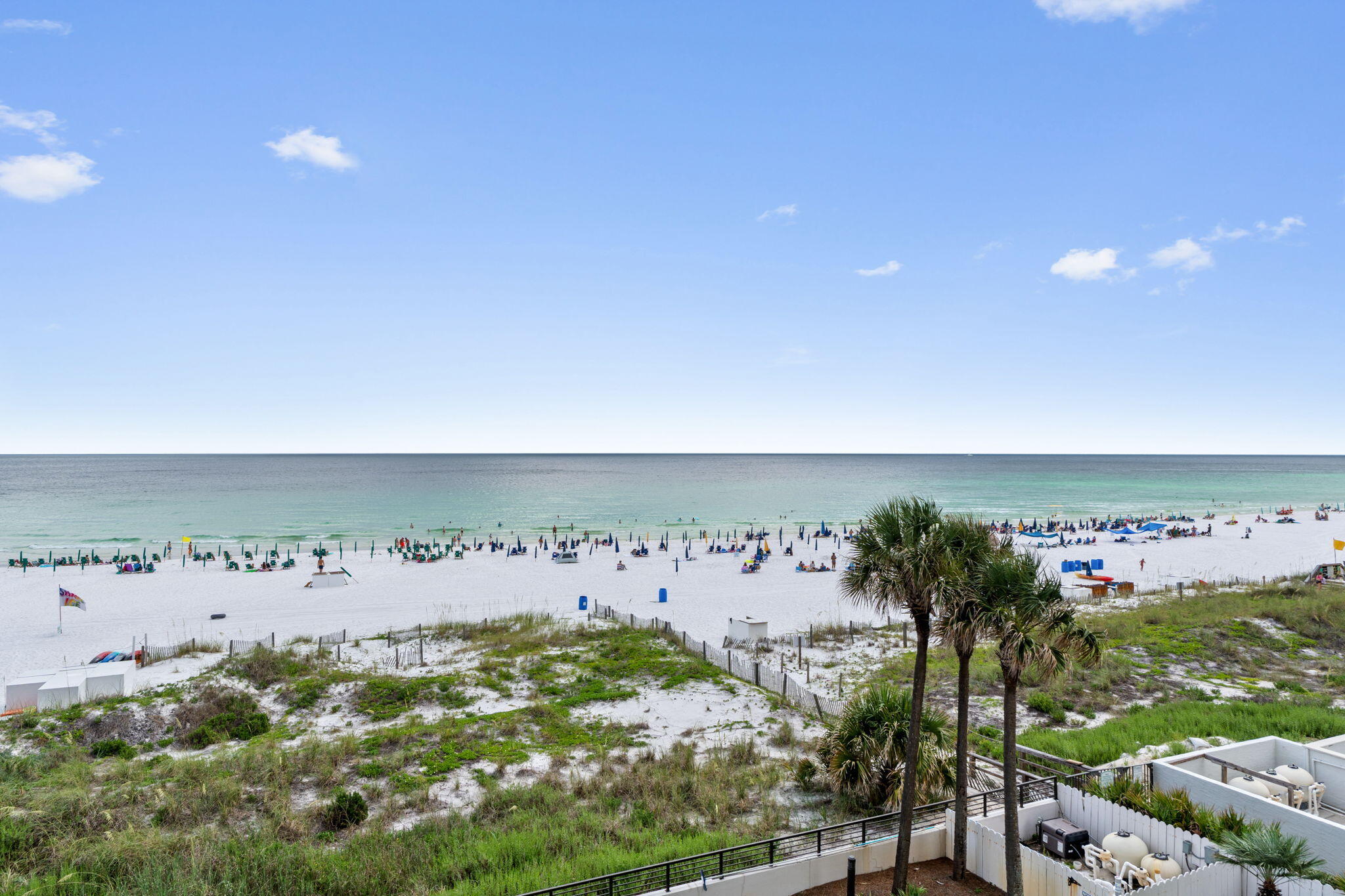 EMERALD TOWERS UNIT 405 - Residential