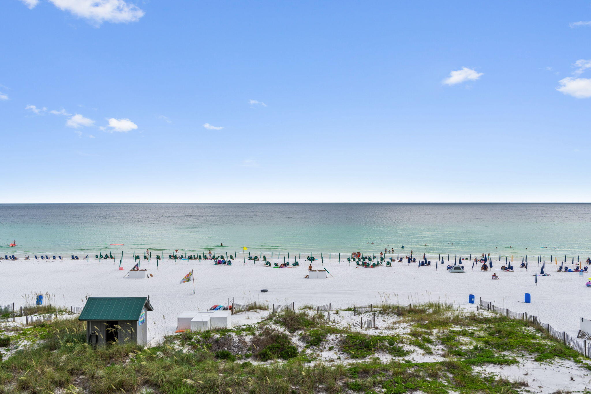 EMERALD TOWERS UNIT 405 - Residential