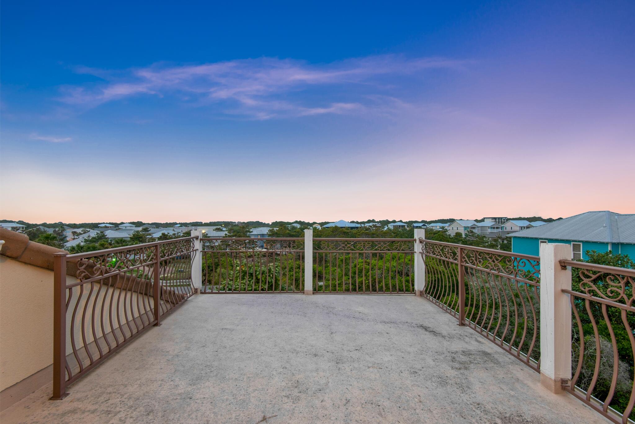 FRANGISTA BEACH - Residential