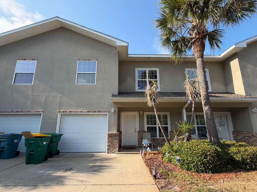 MERIDIAN SQUARE TOWNHOMES - Residential Lease